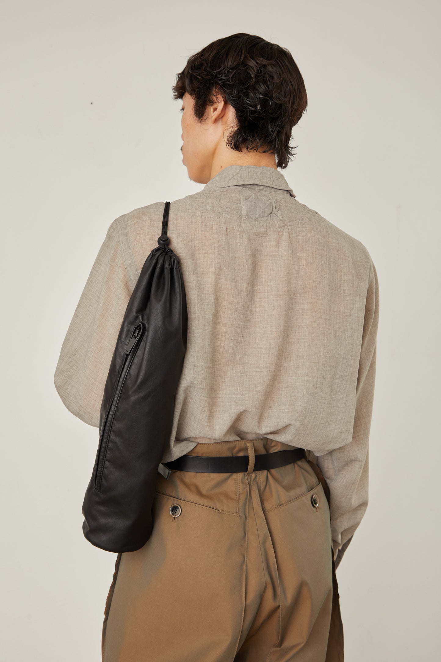 i'm here : " TUBE " LEATHER BAG :