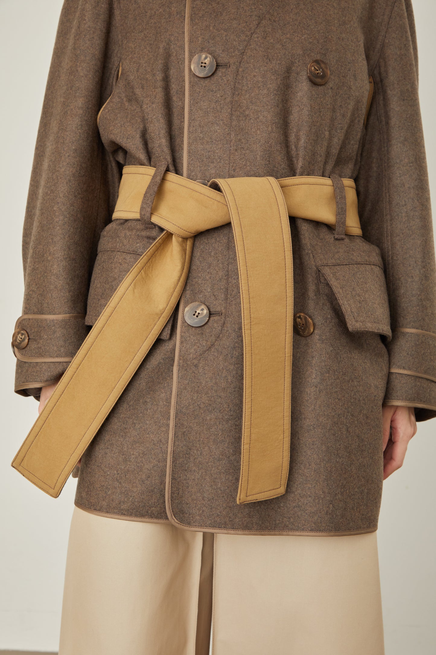 i'm here : with PIPING : LIGHT MELTON MACKINAW COAT