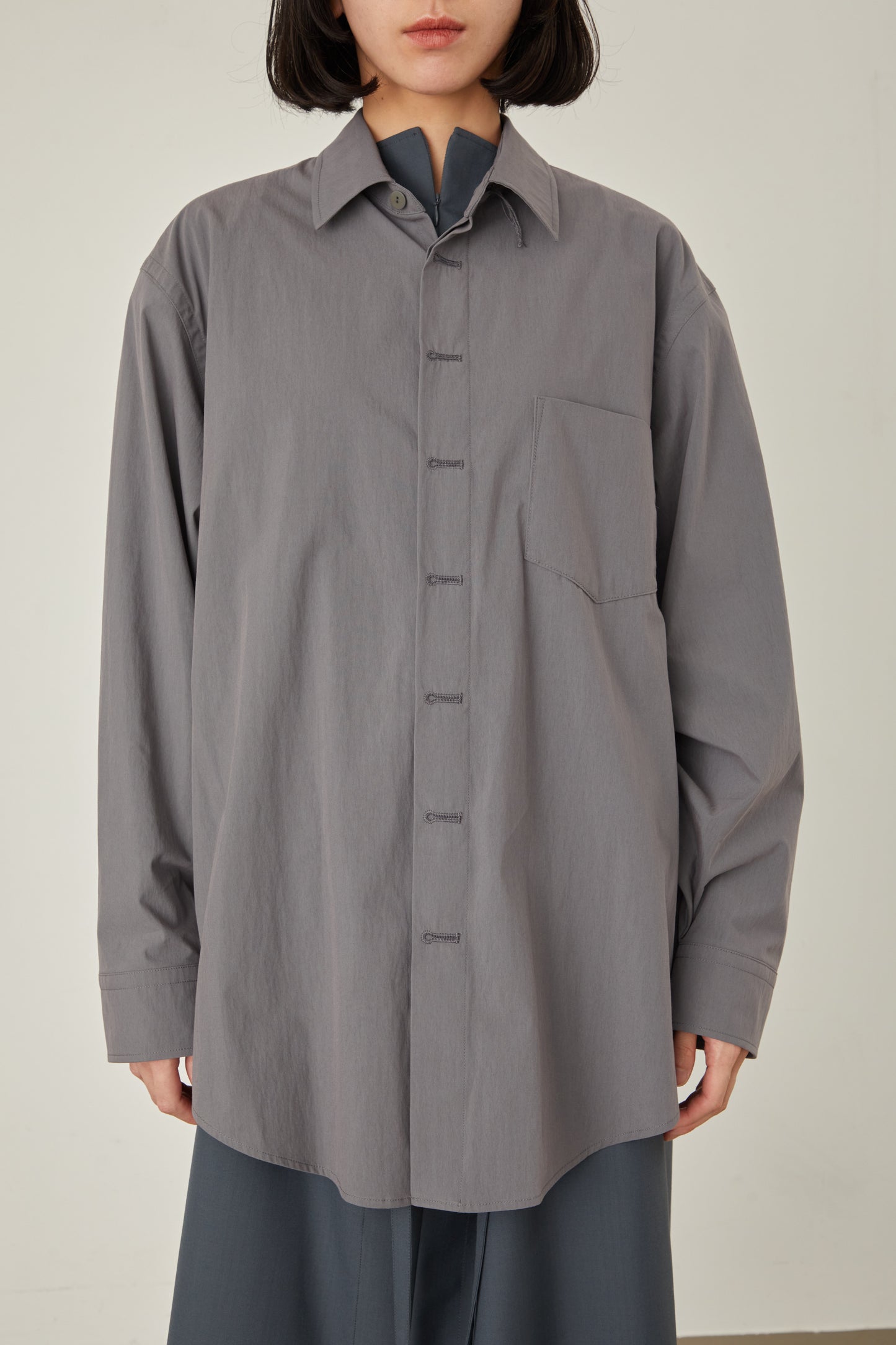 i'm here : BUTTON HOLE : SHIRTS