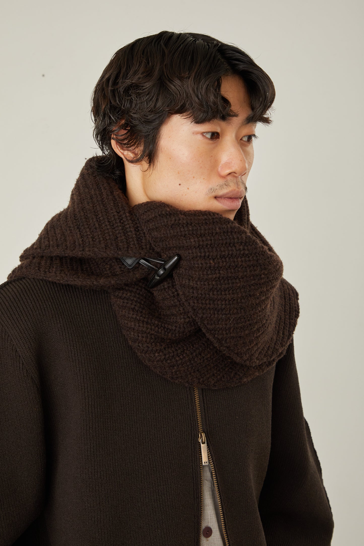 i'm here : " Crepe " KNIT SNOOD :