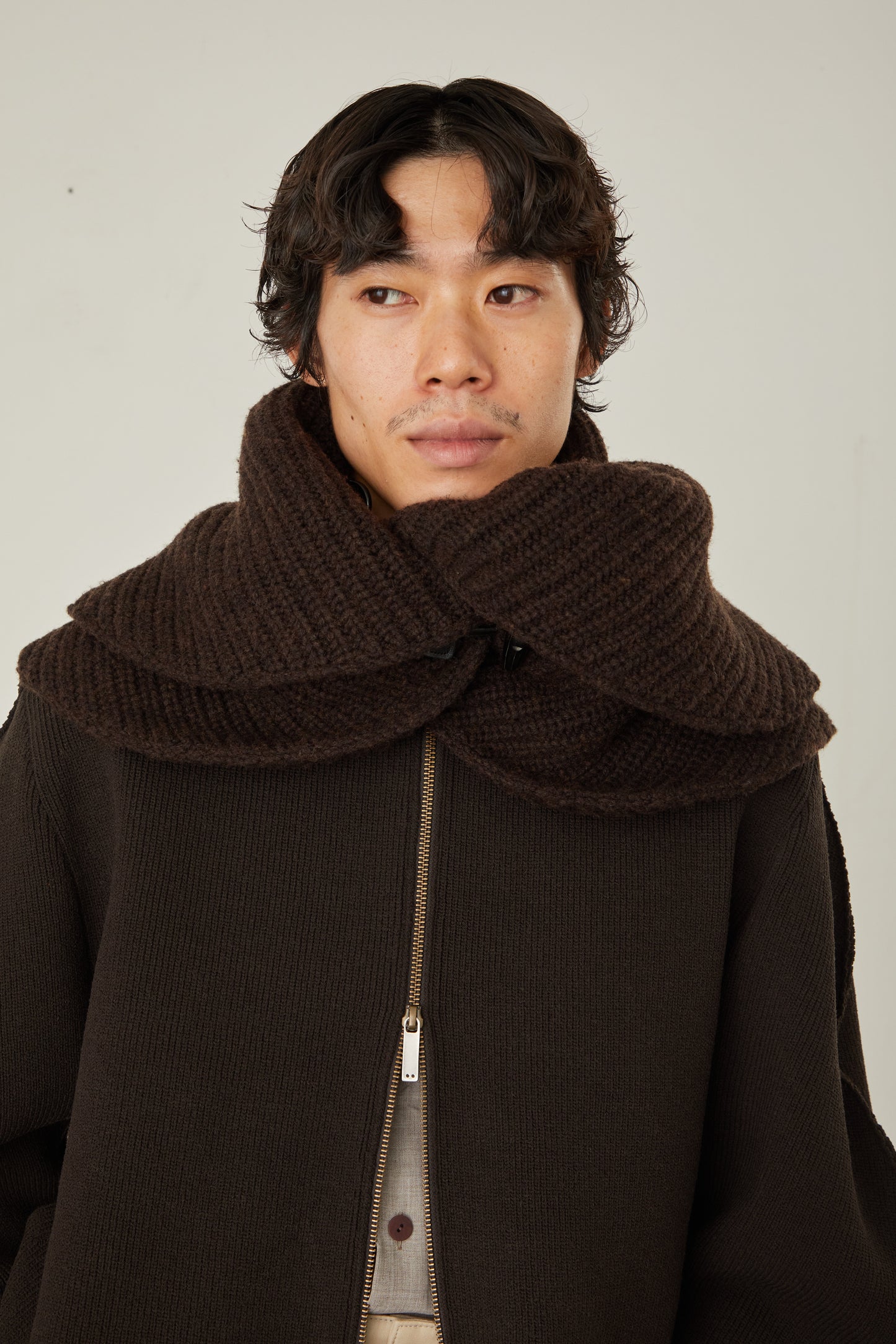 i'm here : " Crepe " KNIT SNOOD :