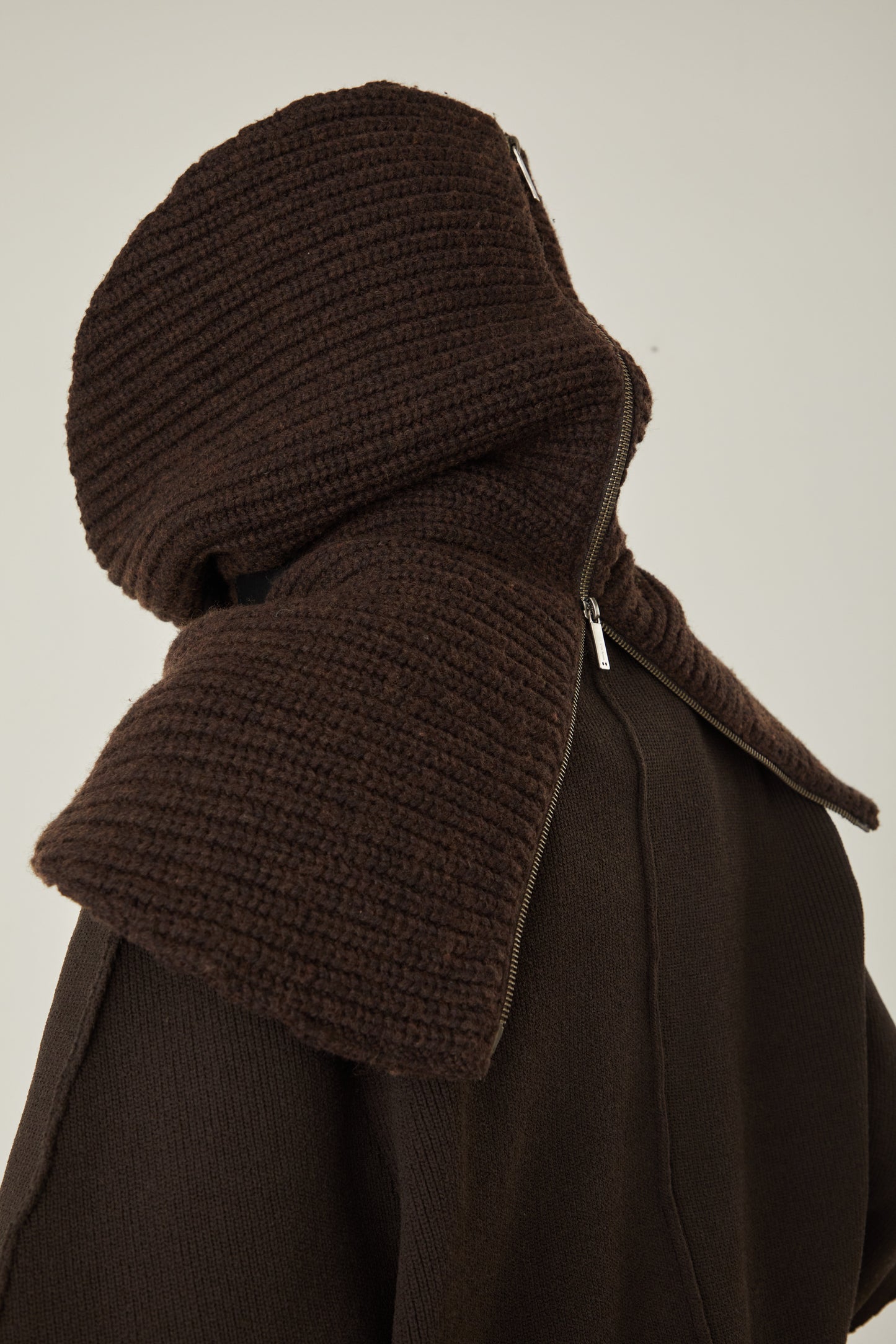 i'm here : " Crepe " KNIT SNOOD :