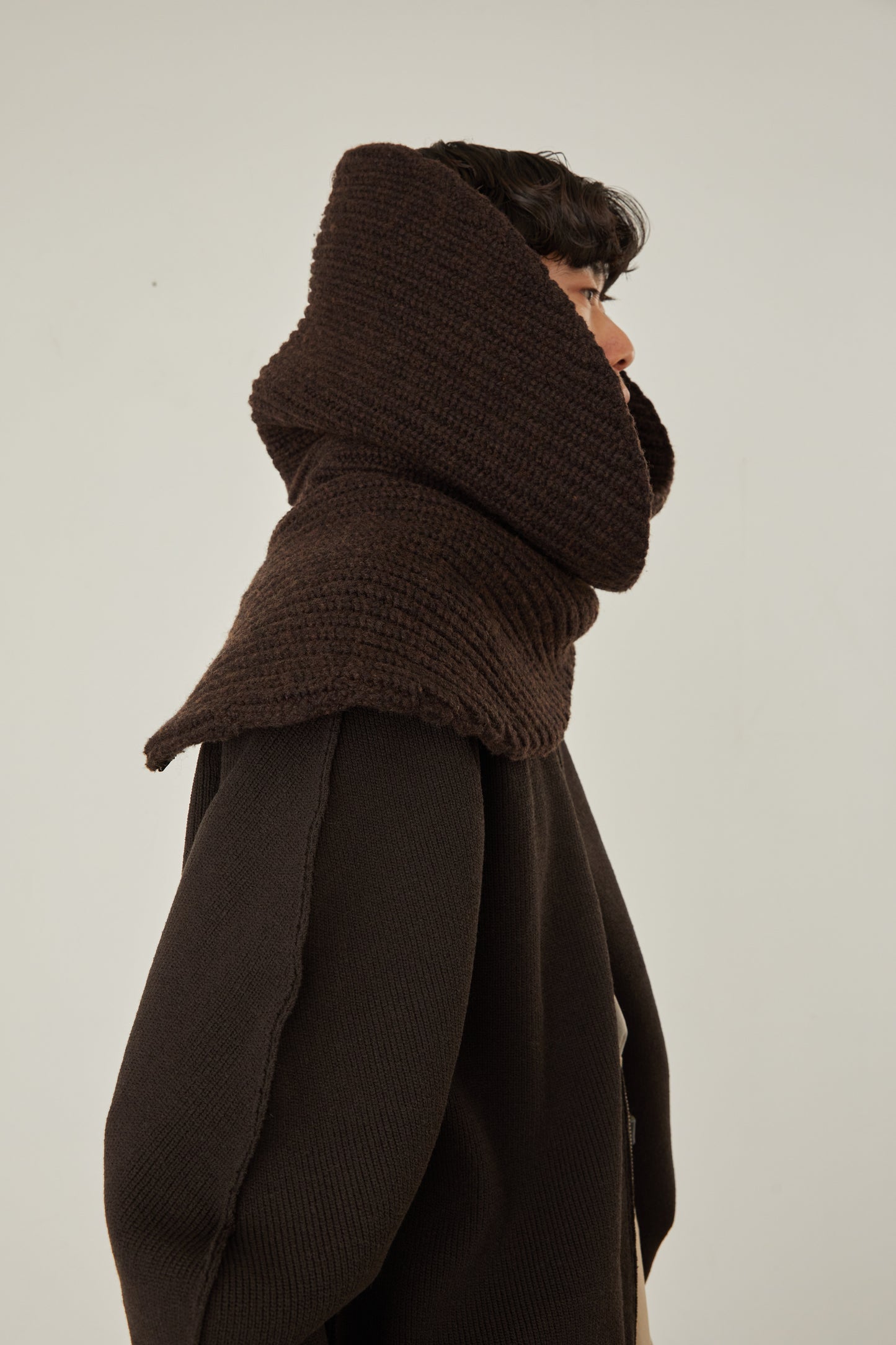 i'm here : " Crepe " KNIT SNOOD :