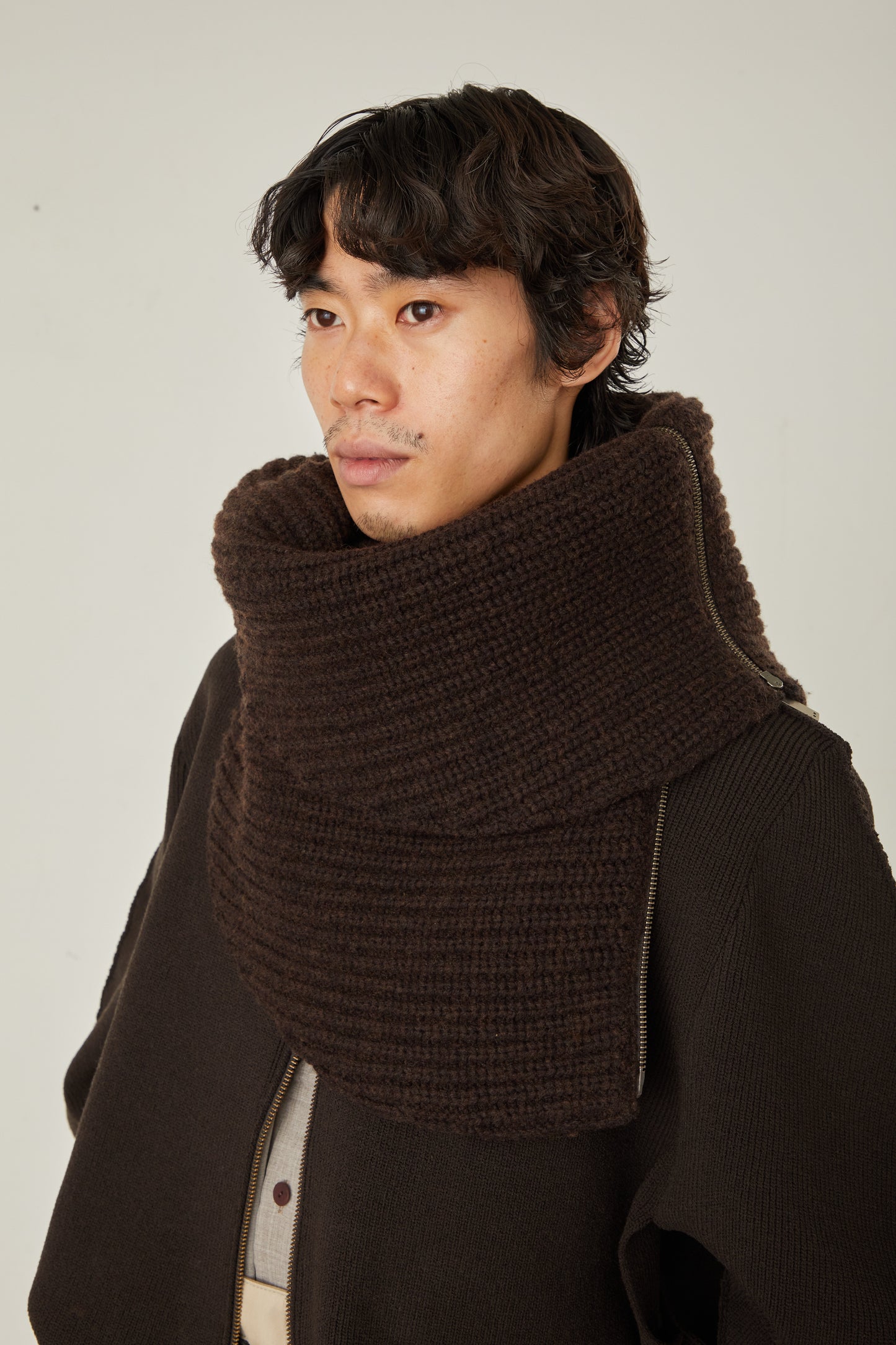 i'm here : " Crepe " KNIT SNOOD :