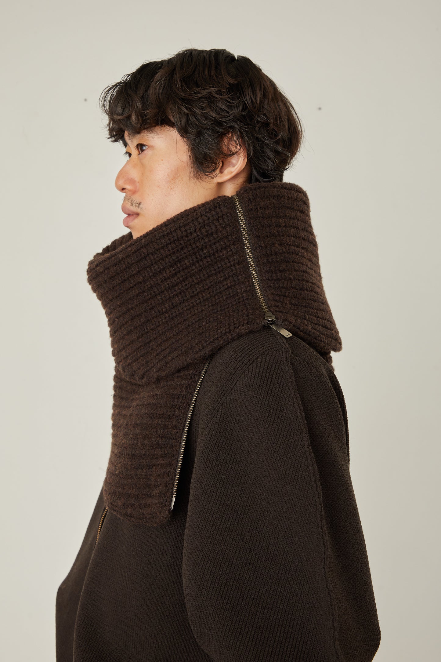 i'm here : " Crepe " KNIT SNOOD :