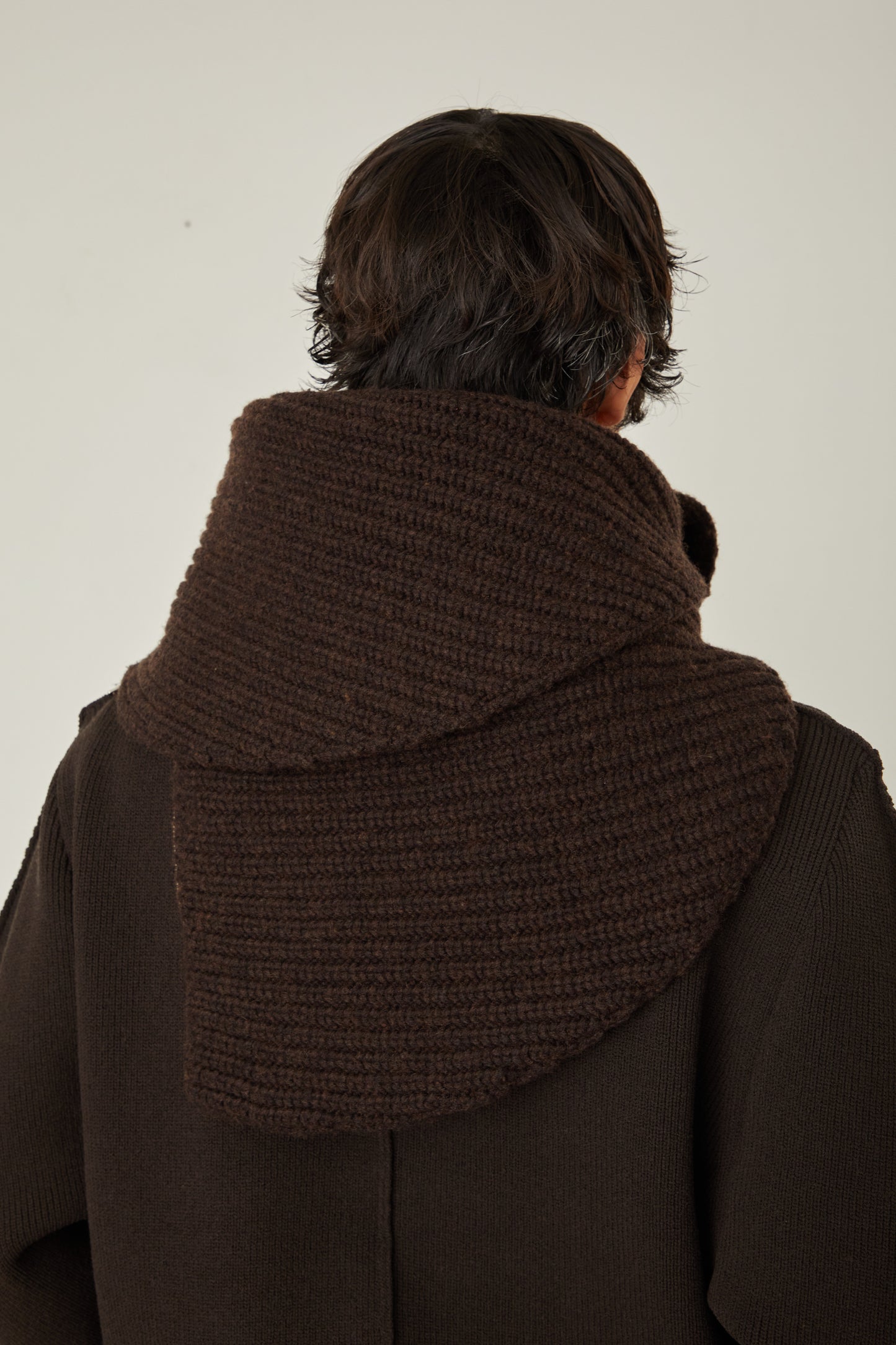 i'm here : " Crepe " KNIT SNOOD :