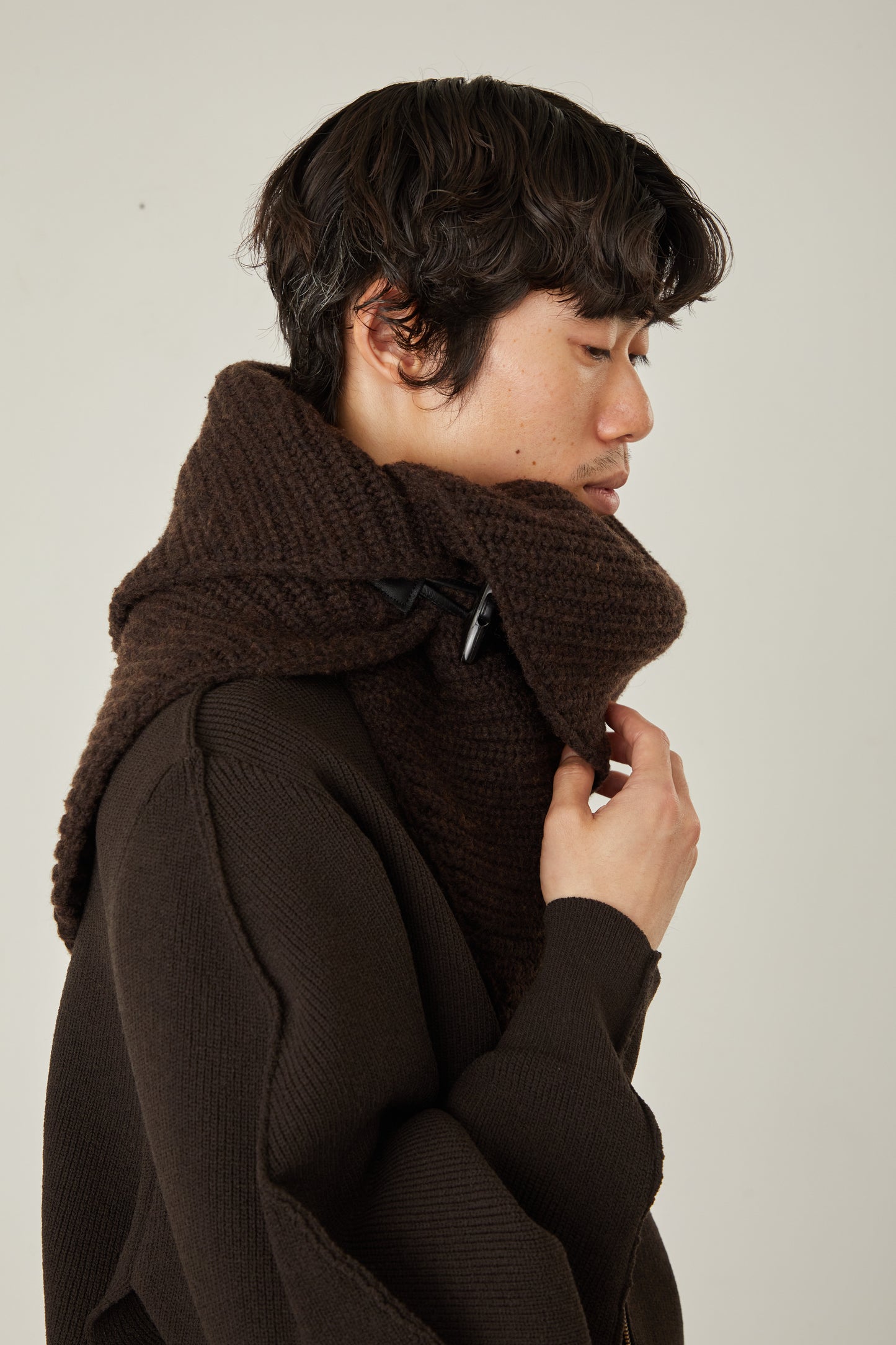 i'm here : " Crepe " KNIT SNOOD :