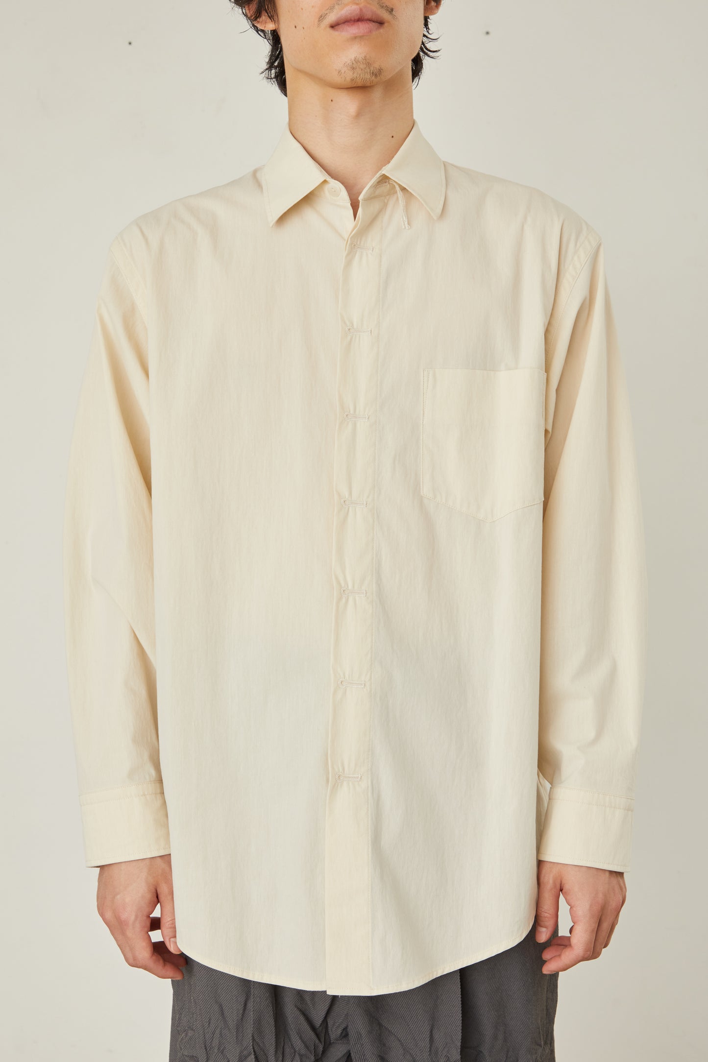 i'm here : BUTTON HOLE : SHIRTS