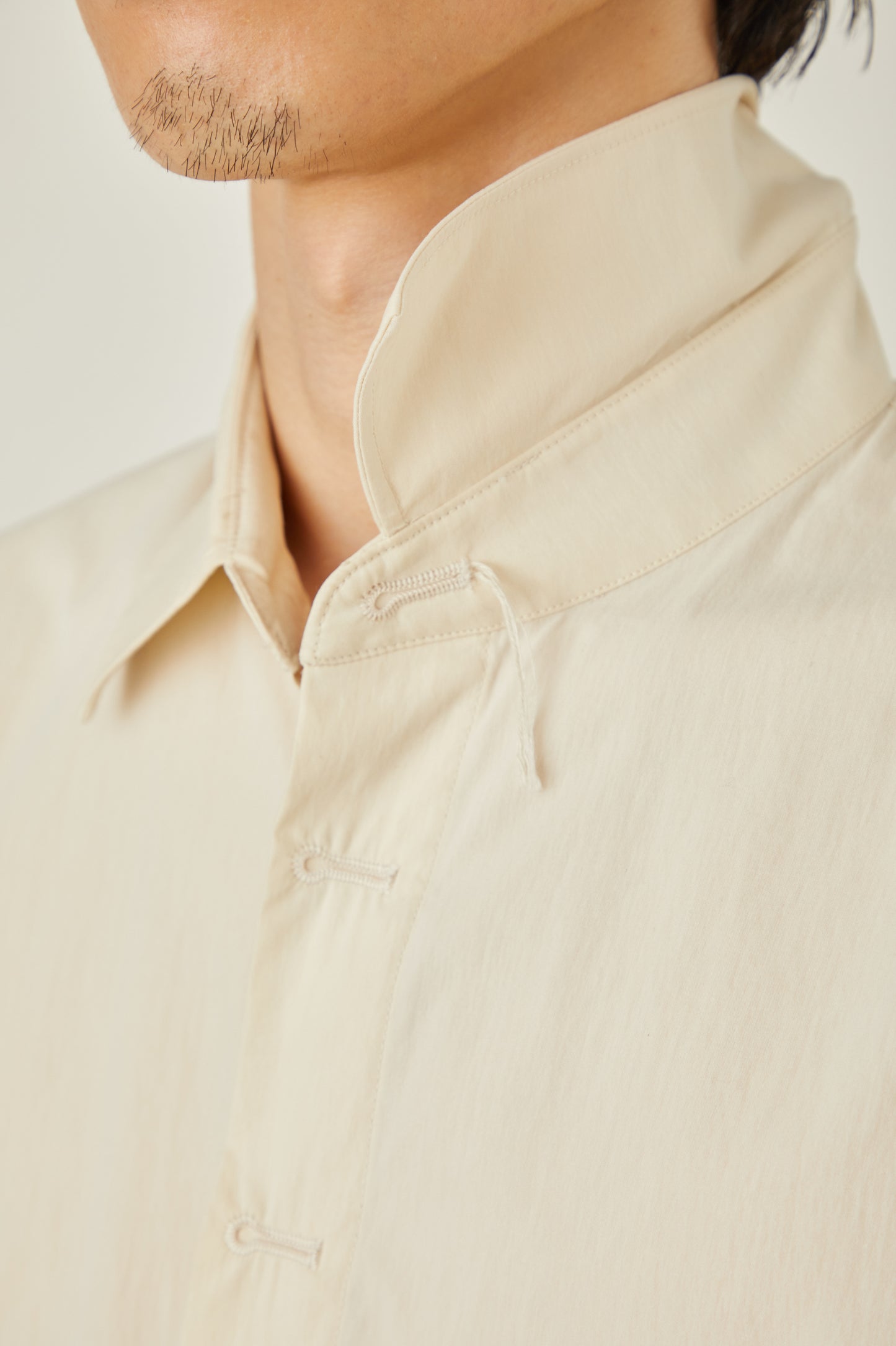 i'm here : BUTTON HOLE : SHIRTS