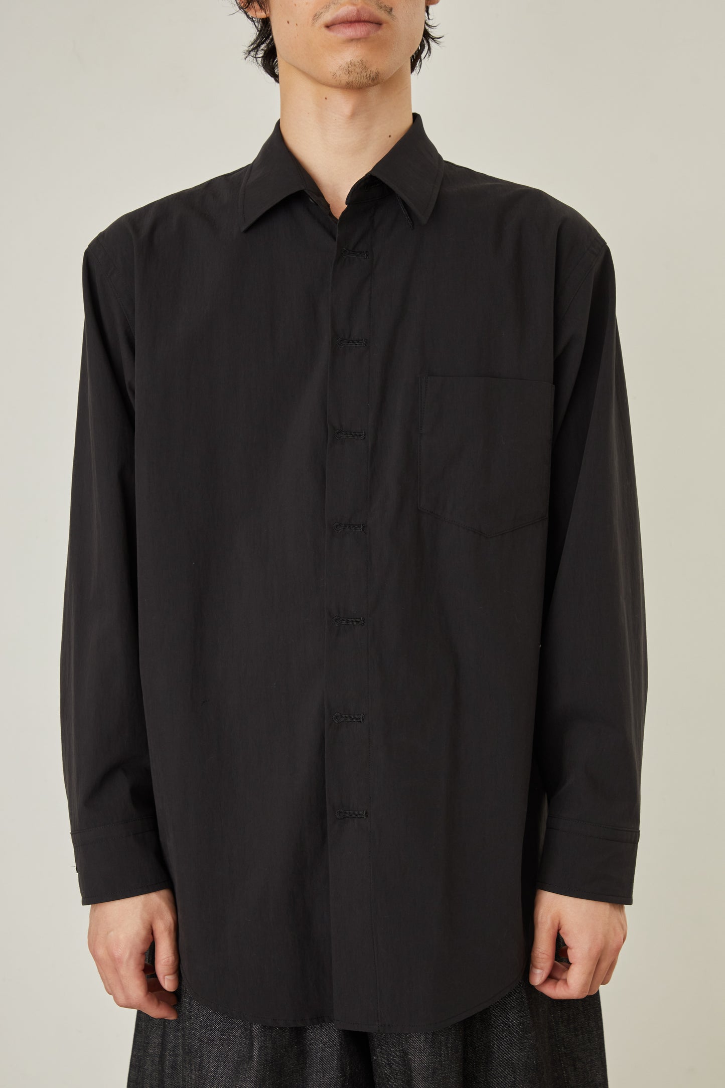 i'm here : BUTTON HOLE : SHIRTS