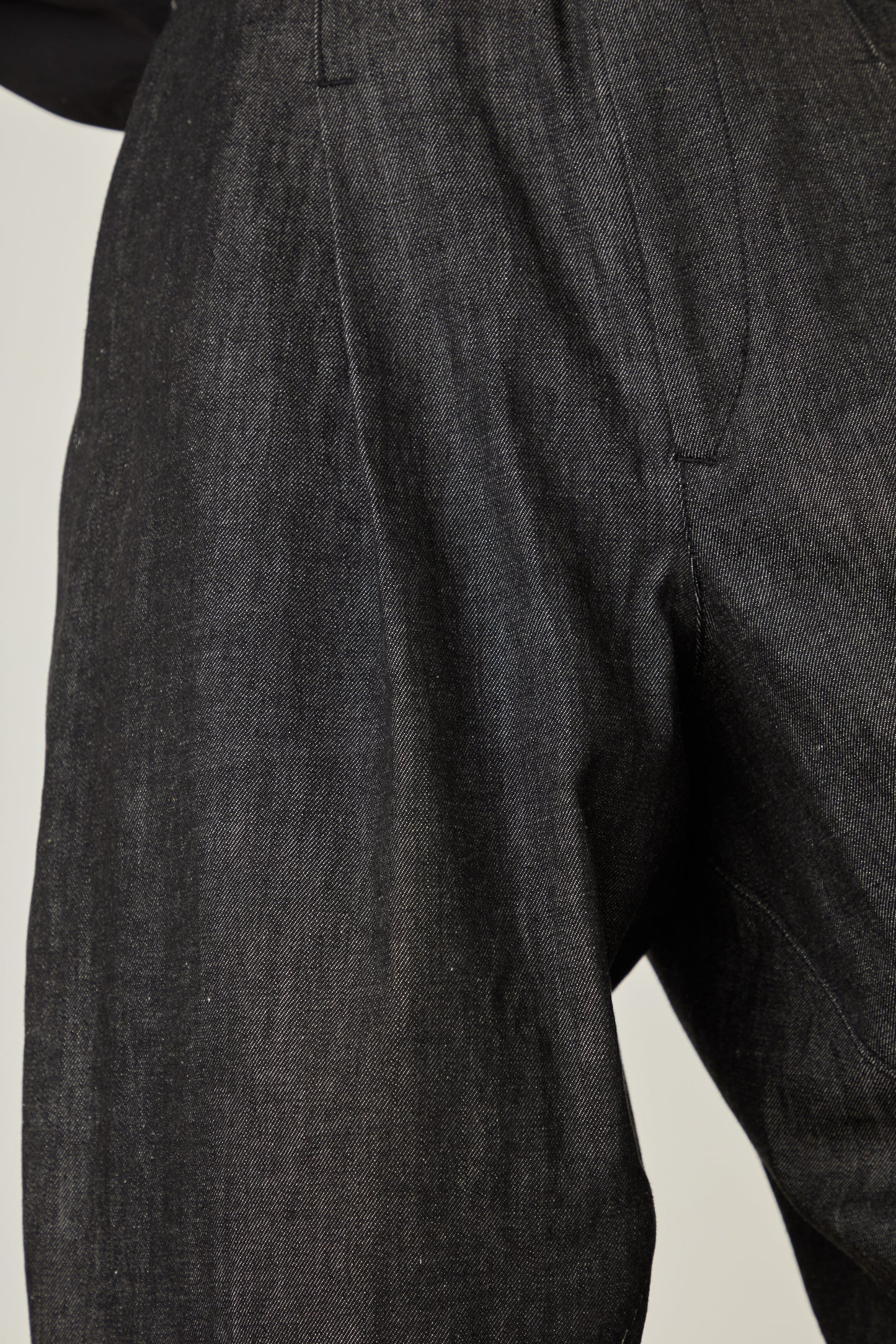 i'm here : " He is twisted " DENIM PANTS :