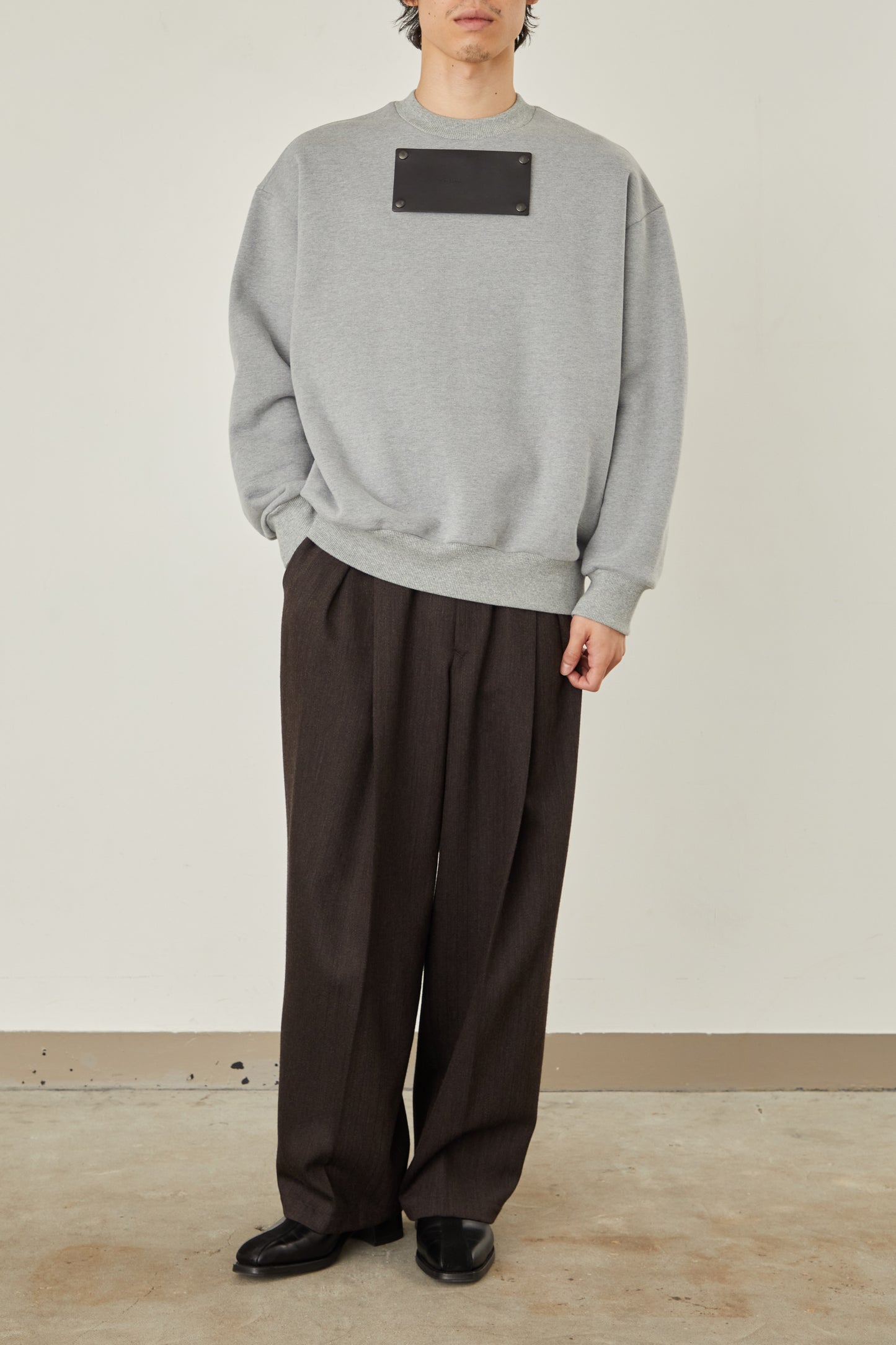 i'm here : LEATHER DOCKING : SWEAT SHIRTS