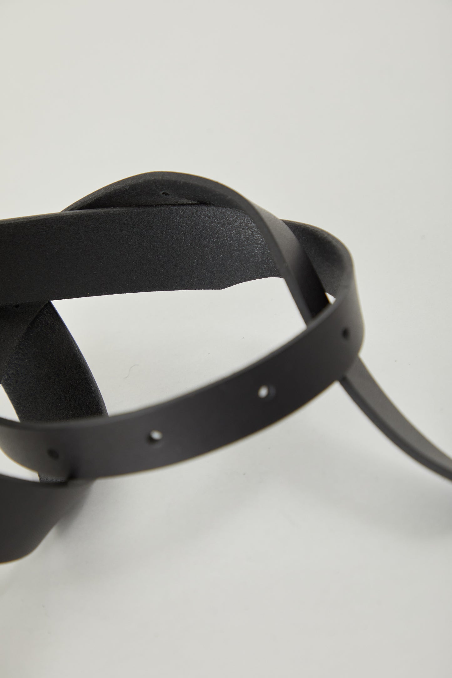 i'm here : PULL - TAB : BELT : 25FW