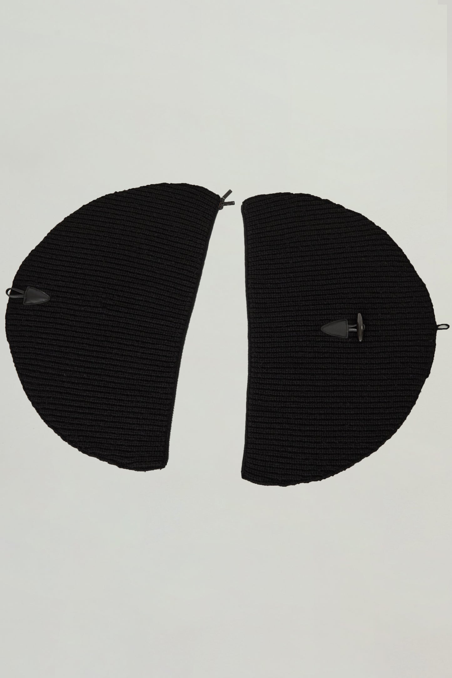 i'm here : " Crepe " KNIT SNOOD :