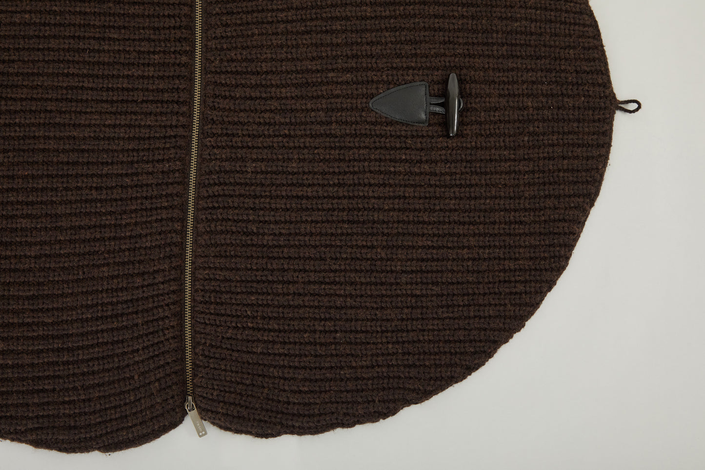 i'm here : " Crepe " KNIT SNOOD :