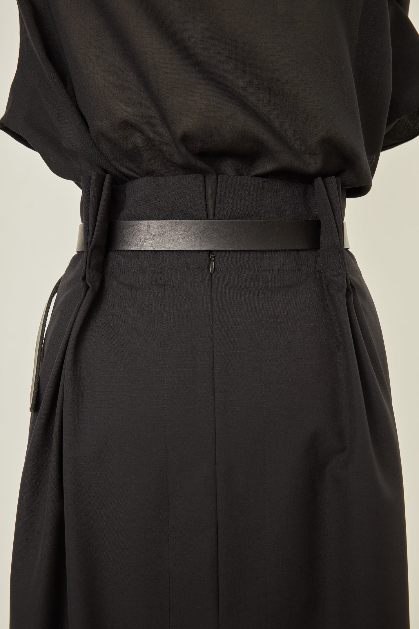 i'm here : UN(I)FORM : PLEATS SKIRT