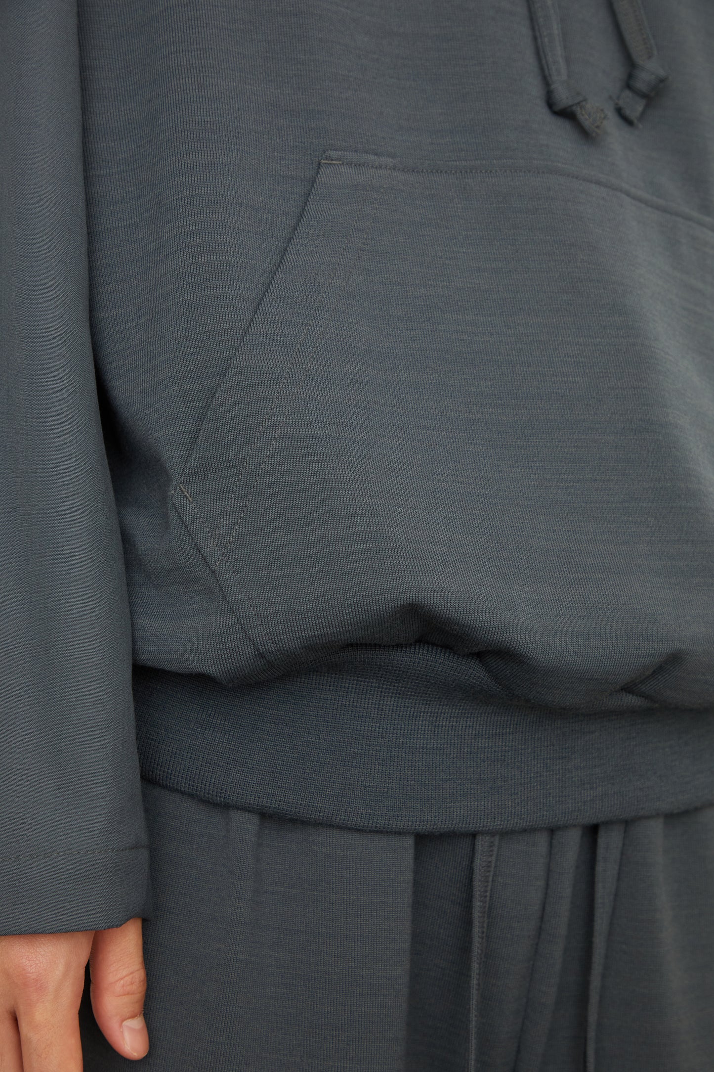 i'm here : UN(I) FORM JERSEY : DOCKING PARKA