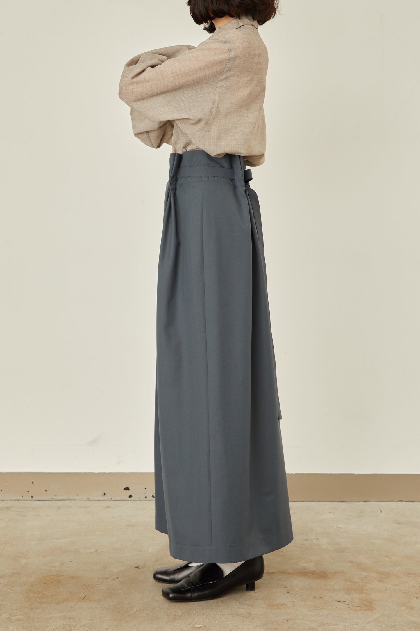 i'm here : UN(I)FORM : PLEATS SKIRT
