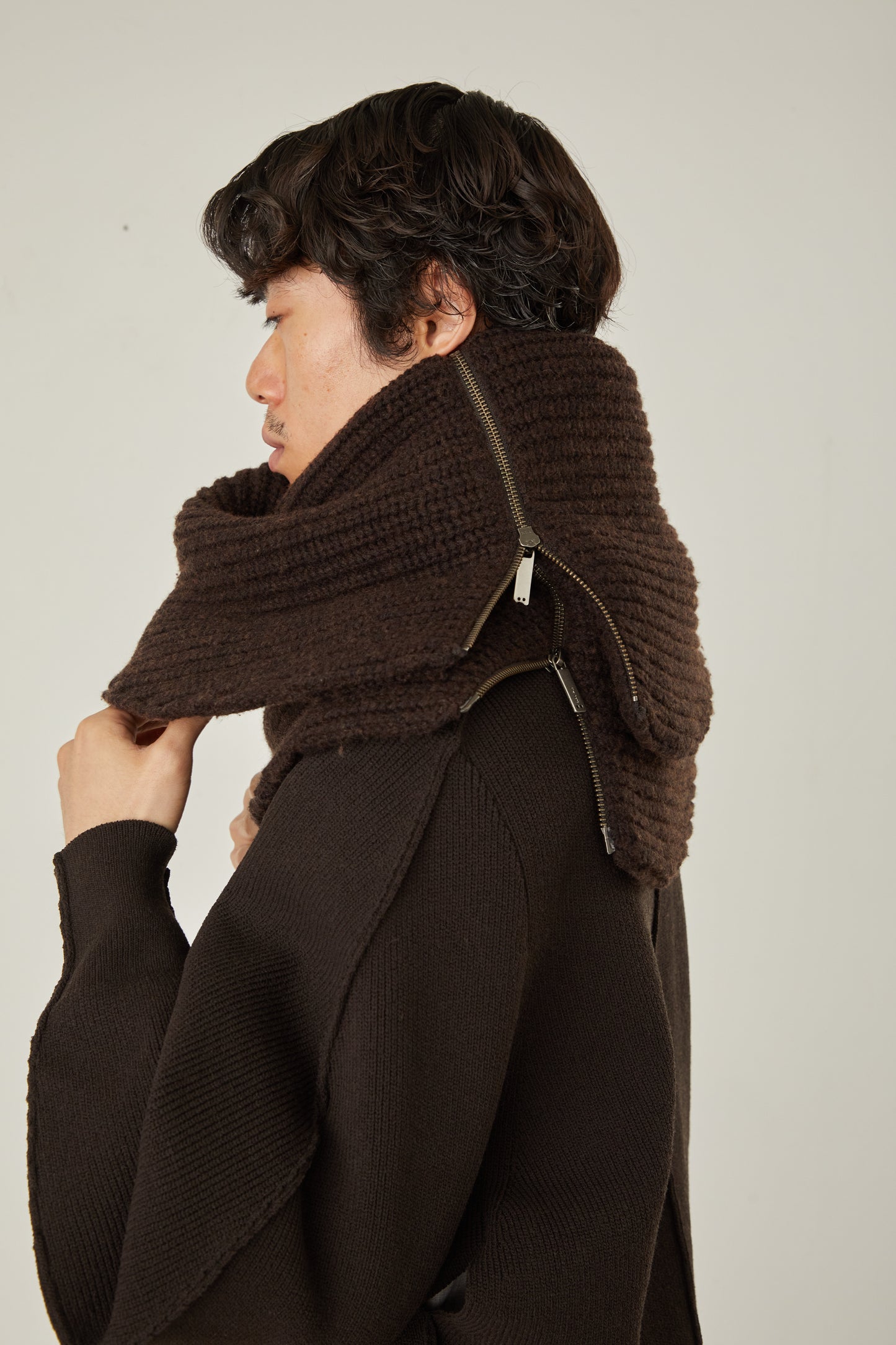 i'm here : " Crepe " KNIT SNOOD :