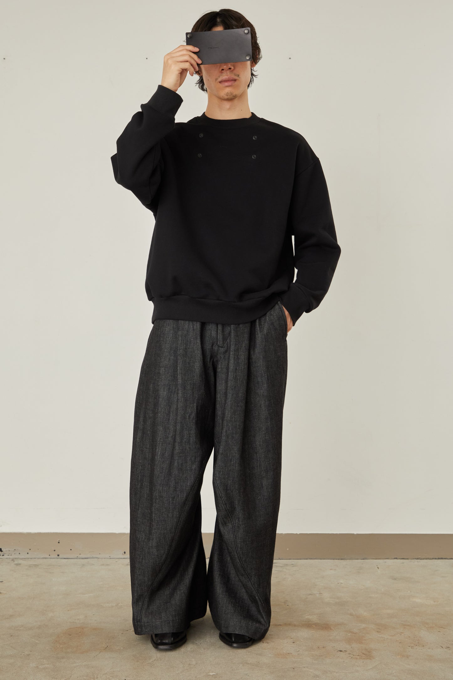 i'm here : LEATHER DOCKING : SWEAT SHIRTS