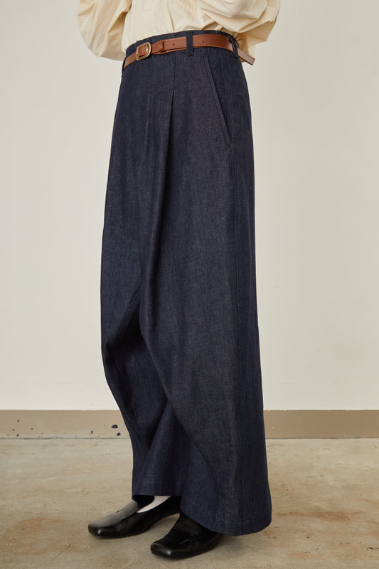 i'm here : " He is twisted " DENIM PANTS :