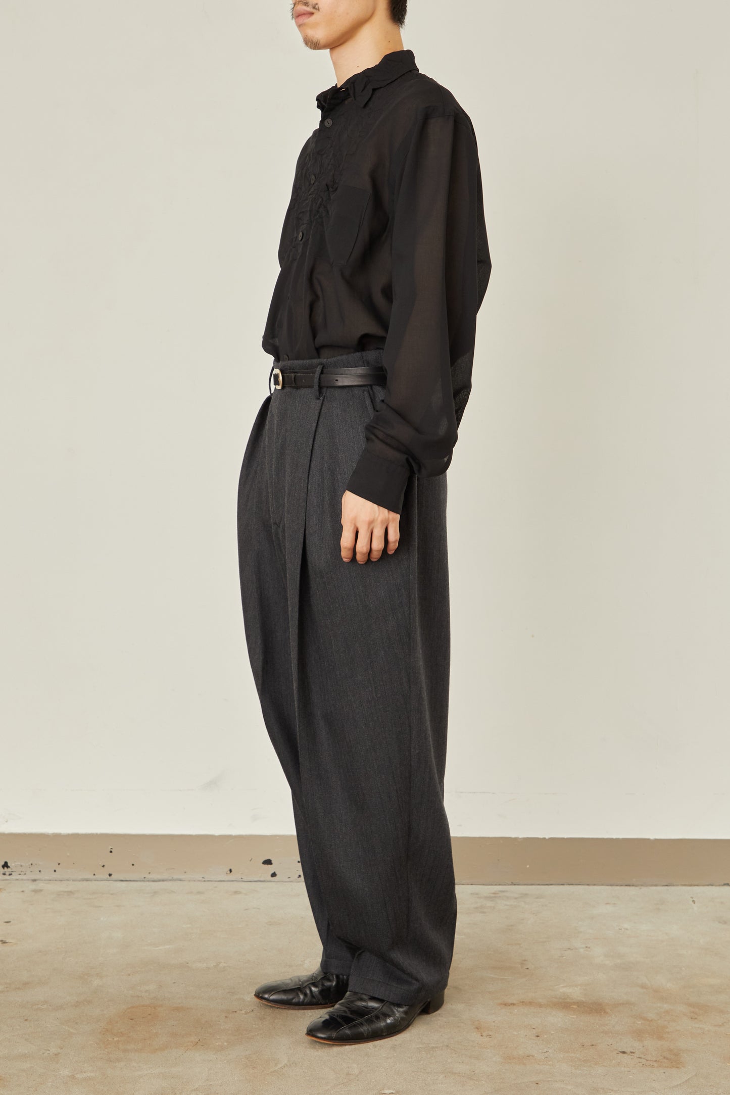 i'm here : " ONE " TUCK : VENETIAN PANTS