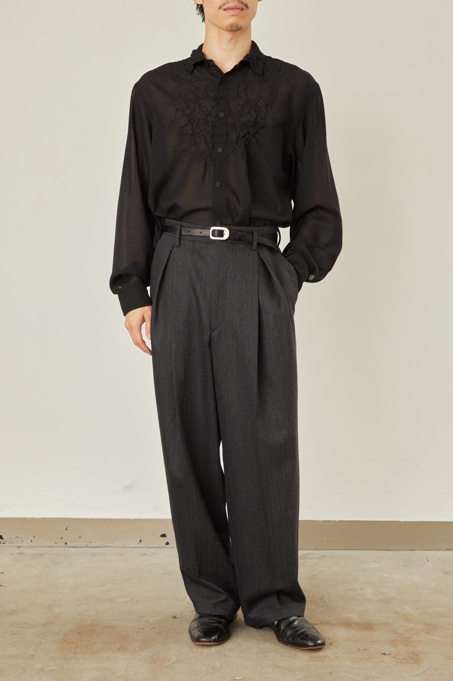 i'm here : " ONE " TUCK : VENETIAN PANTS