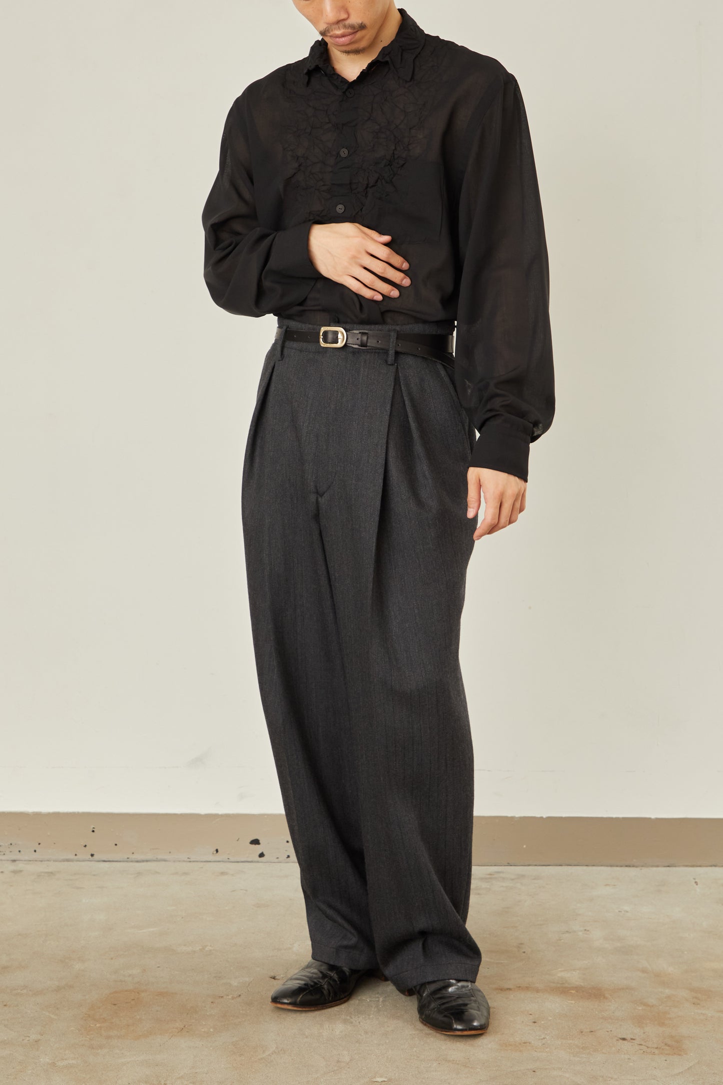 i'm here : " ONE " TUCK : VENETIAN PANTS