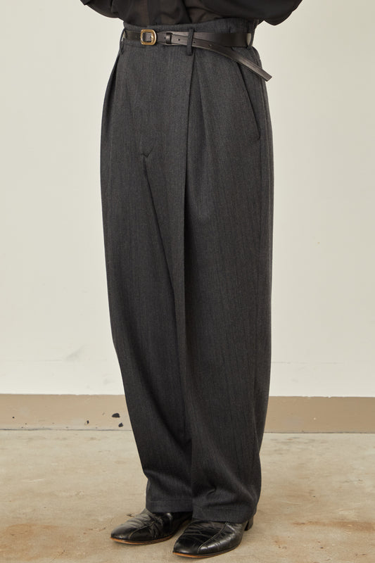 i'm here : " ONE " TUCK : VENETIAN PANTS