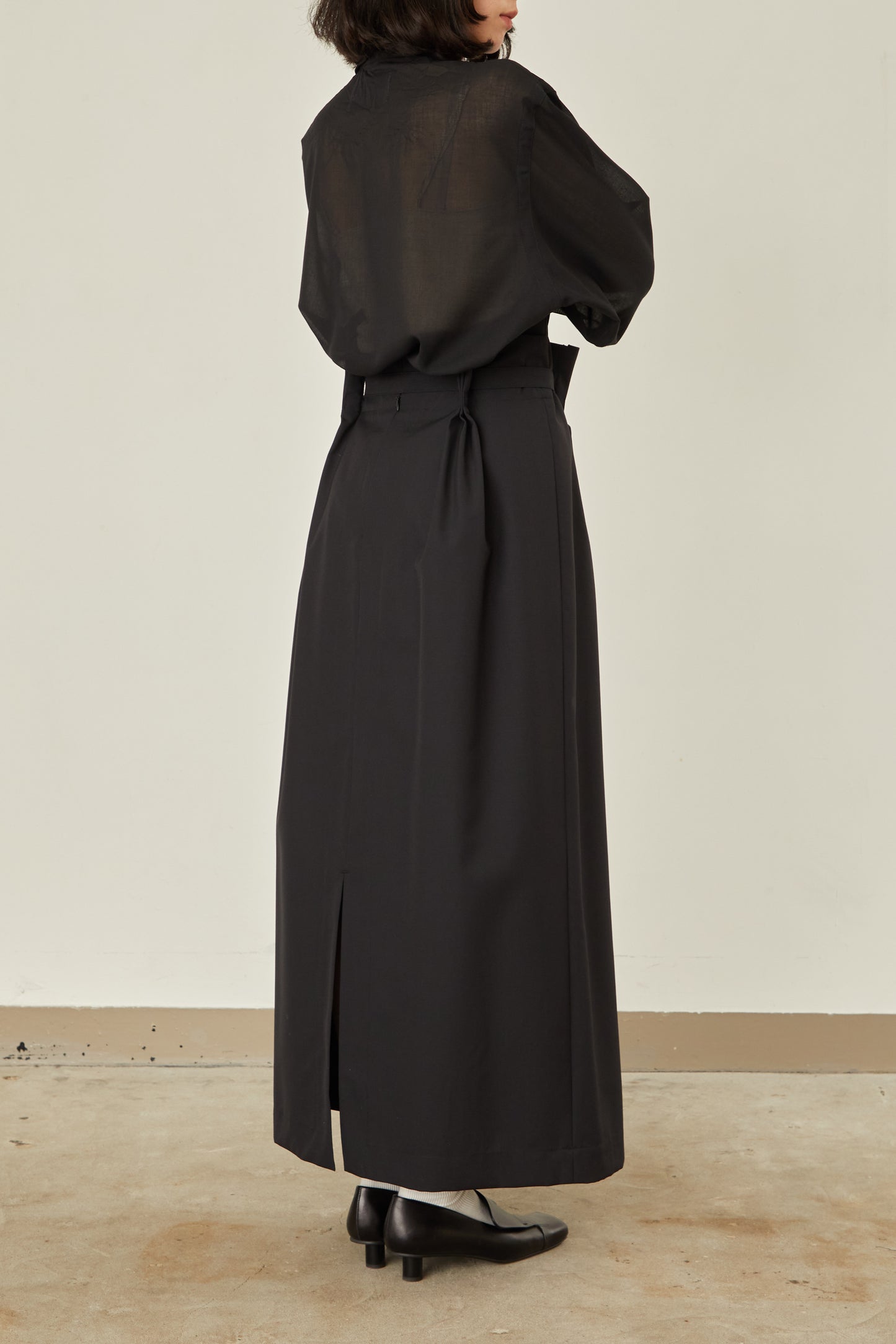 i'm here : UN(I)FORM : PLEATS SKIRT