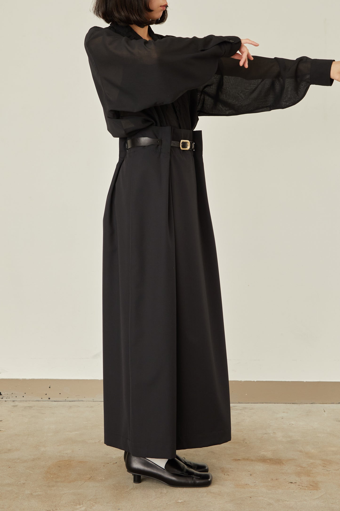 i'm here : UN(I)FORM : PLEATS SKIRT