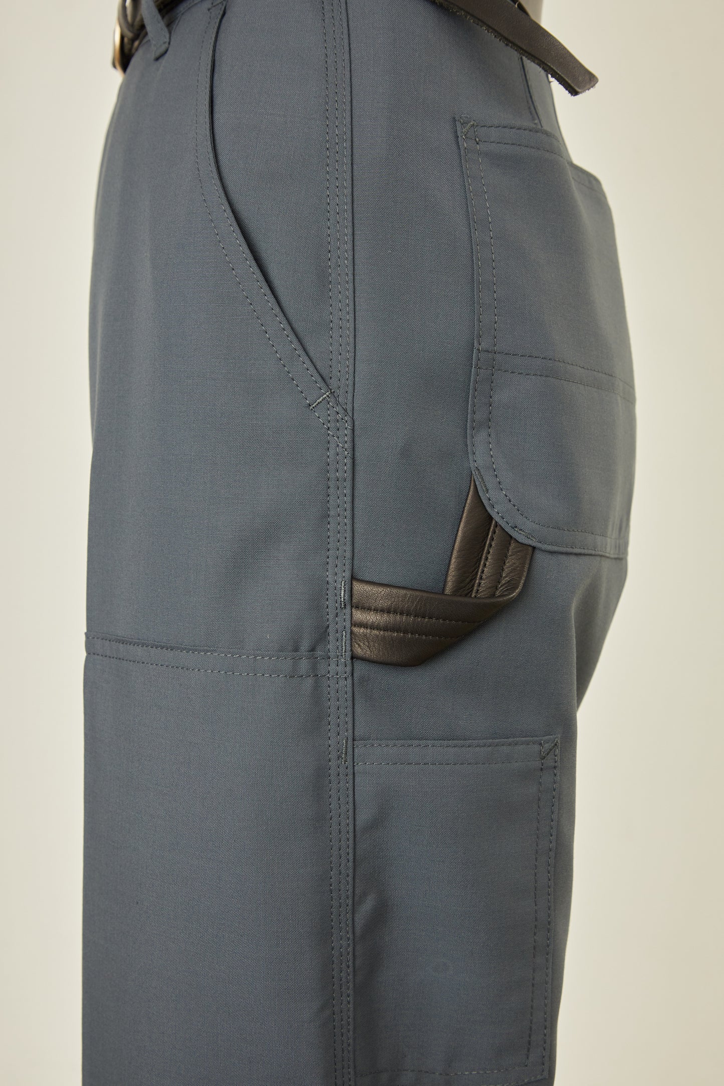 i'm here : UN(I)FORM : PAINTER`S SLACKS PANTS