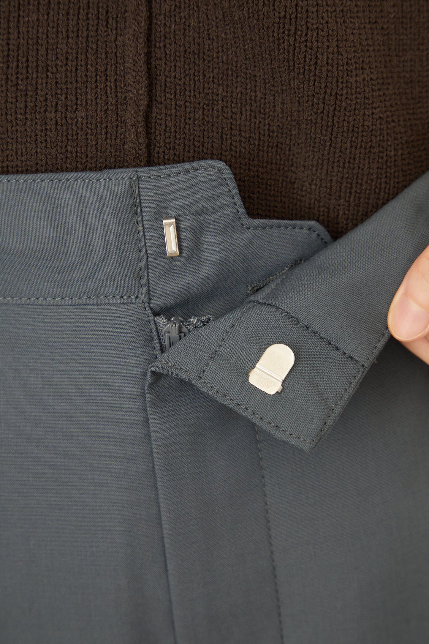 i'm here : UN(I)FORM : PAINTER`S SLACKS PANTS