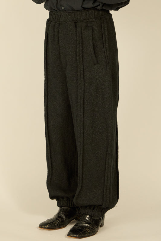 i'm here : " METAL " SWEAT PANTS : / BLACK