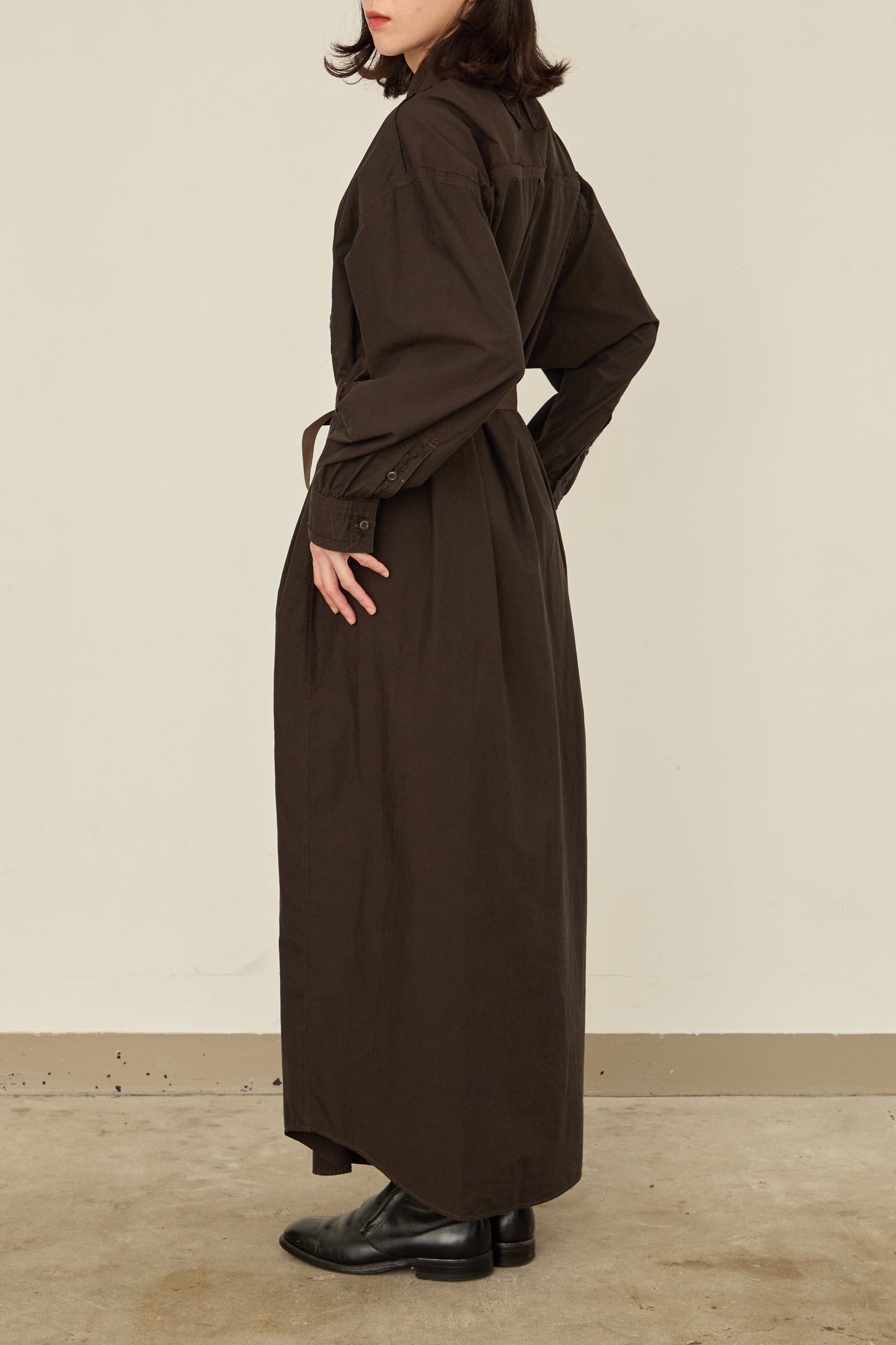 i'm here : " CUT OFF " SHIRT : ONE PIECE / BROWN