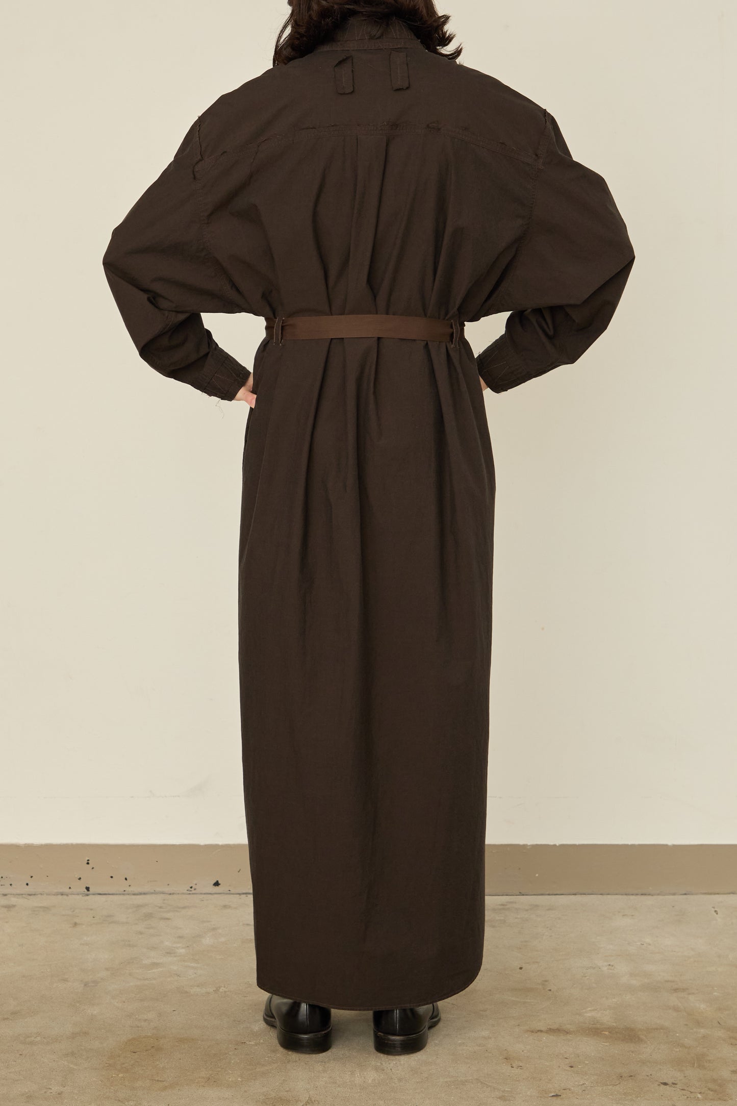 i'm here : " CUT OFF " SHIRT : ONE PIECE / BROWN