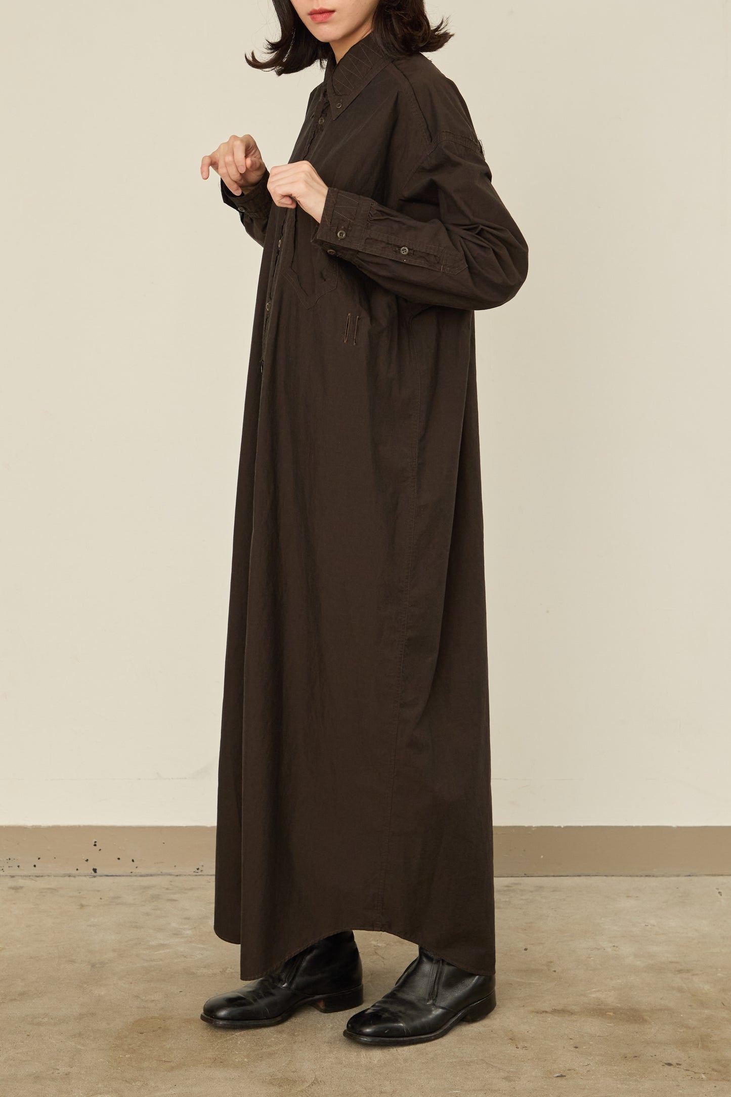 i'm here : " CUT OFF " SHIRT : ONE PIECE / BROWN