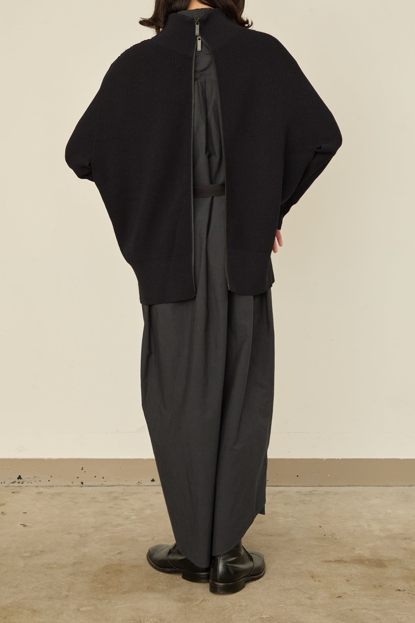 i'm here : " SWITCH " DRIVER`S KNIT : / BLACK