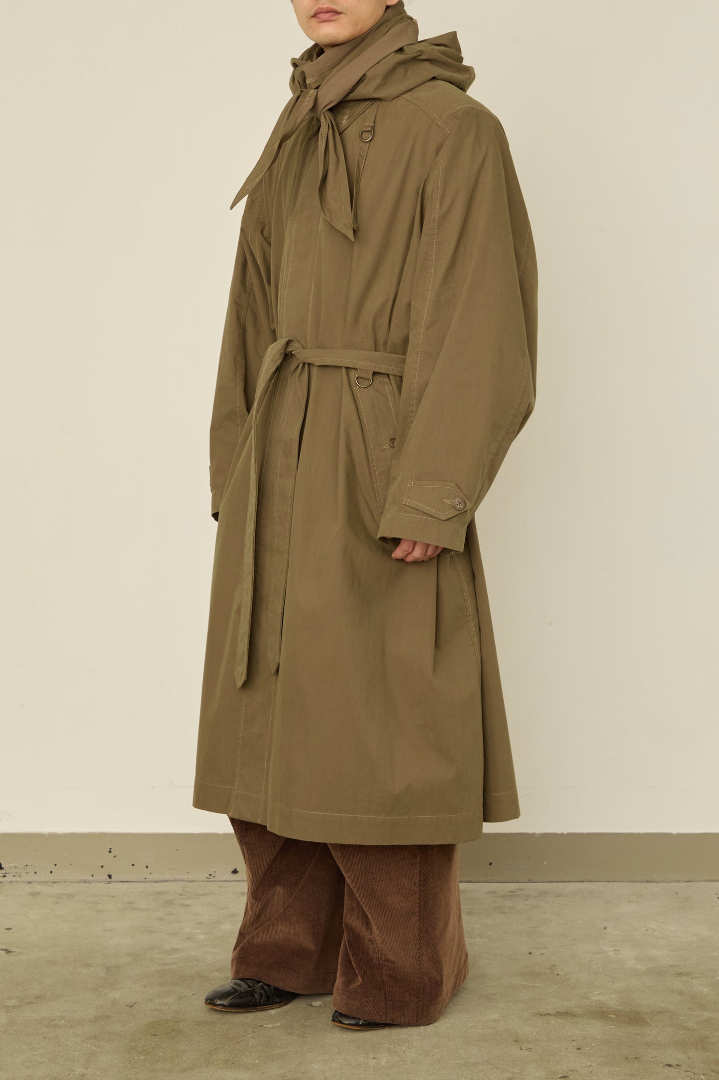 i'm here : HAOLI TRENCH COAT : / KHAKI