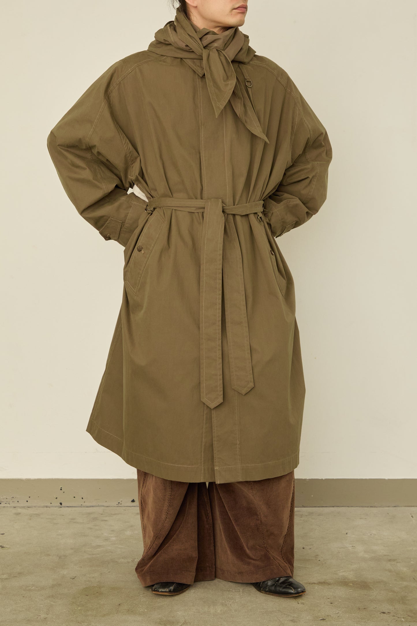 i'm here : HAOLI TRENCH COAT : / KHAKI
