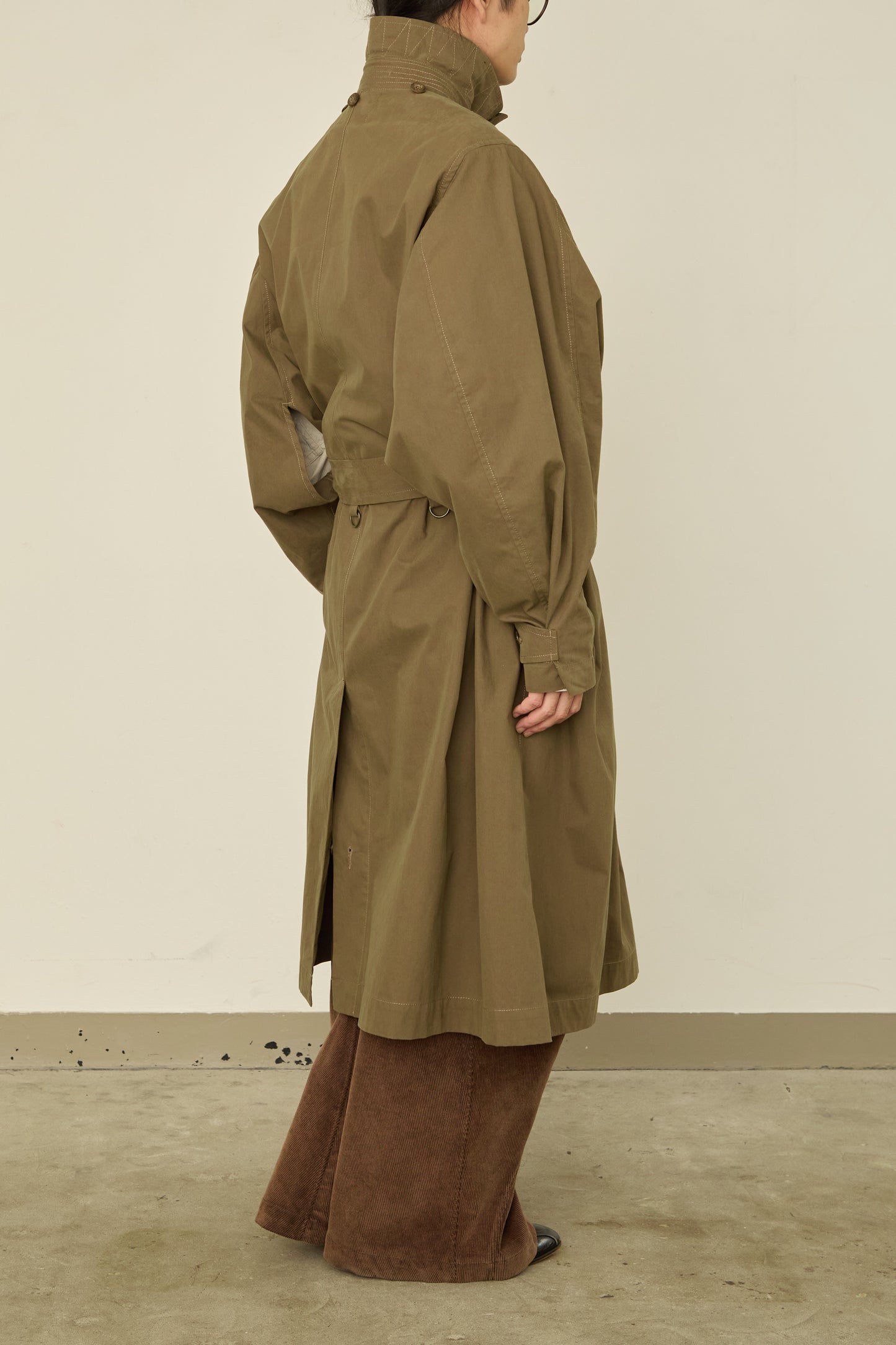 i'm here : HAOLI TRENCH COAT : / KHAKI