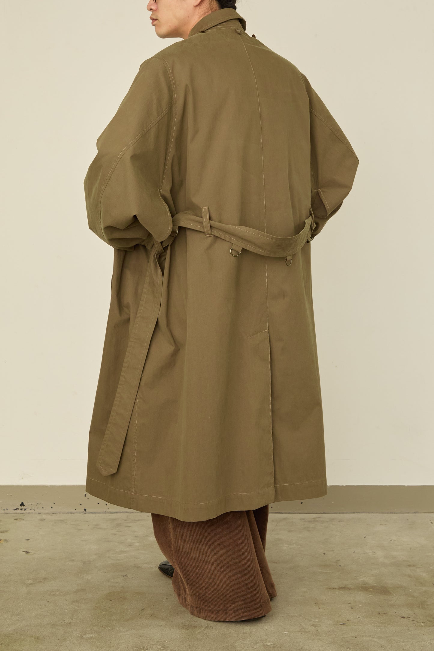 i'm here : HAOLI TRENCH COAT : / KHAKI
