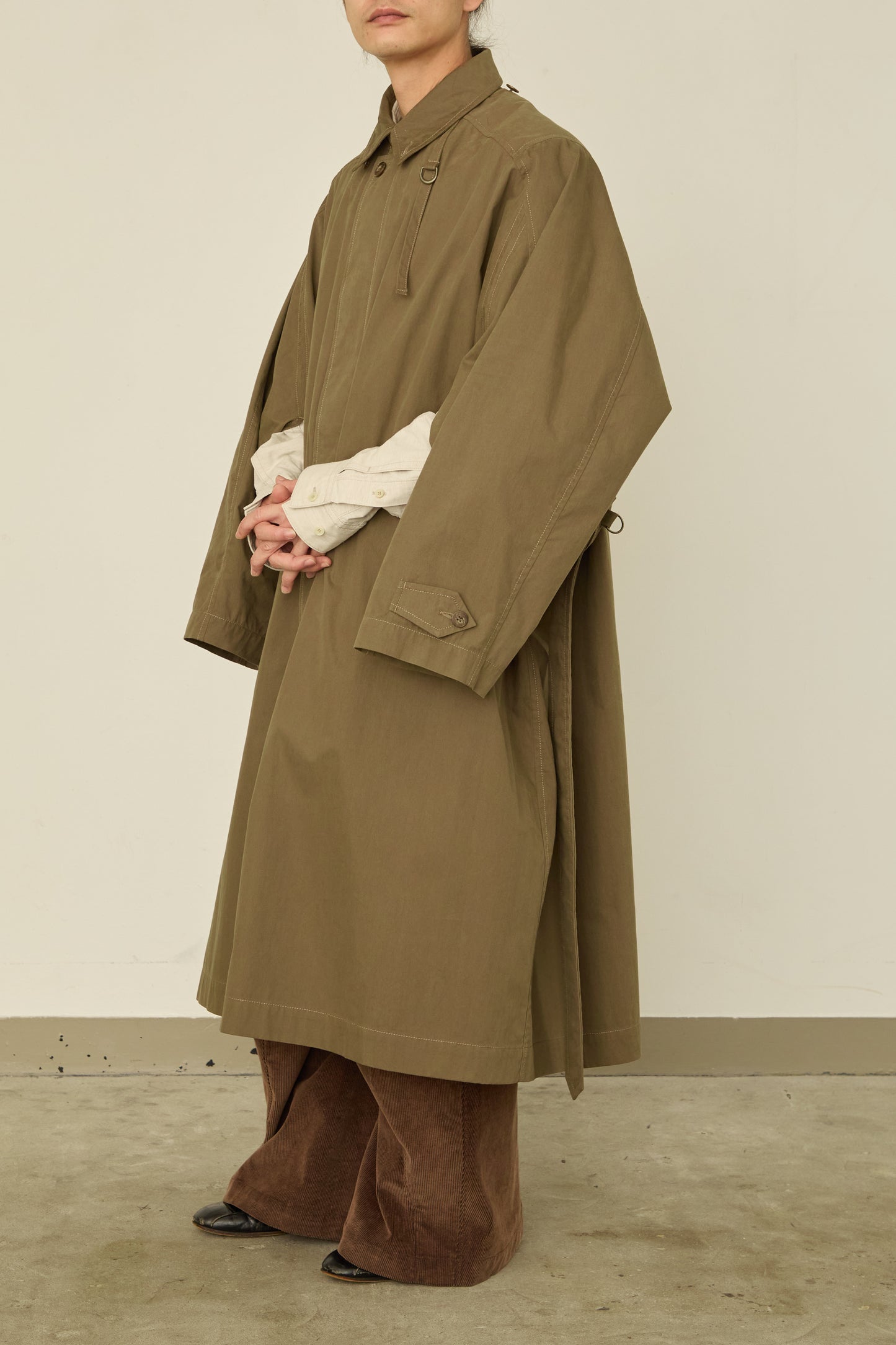 i'm here : HAOLI TRENCH COAT : / KHAKI