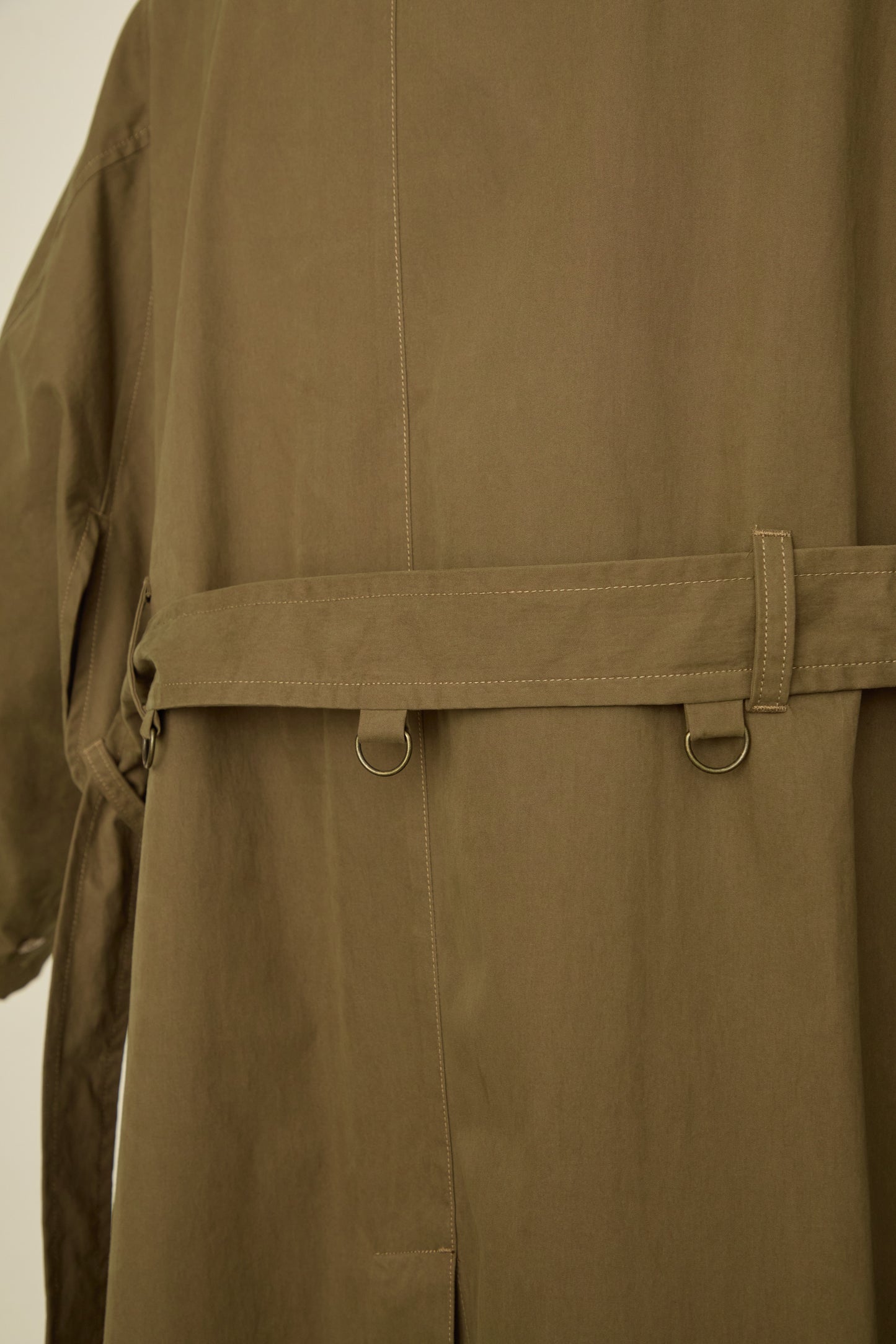 i'm here : HAOLI TRENCH COAT : / BEIGE