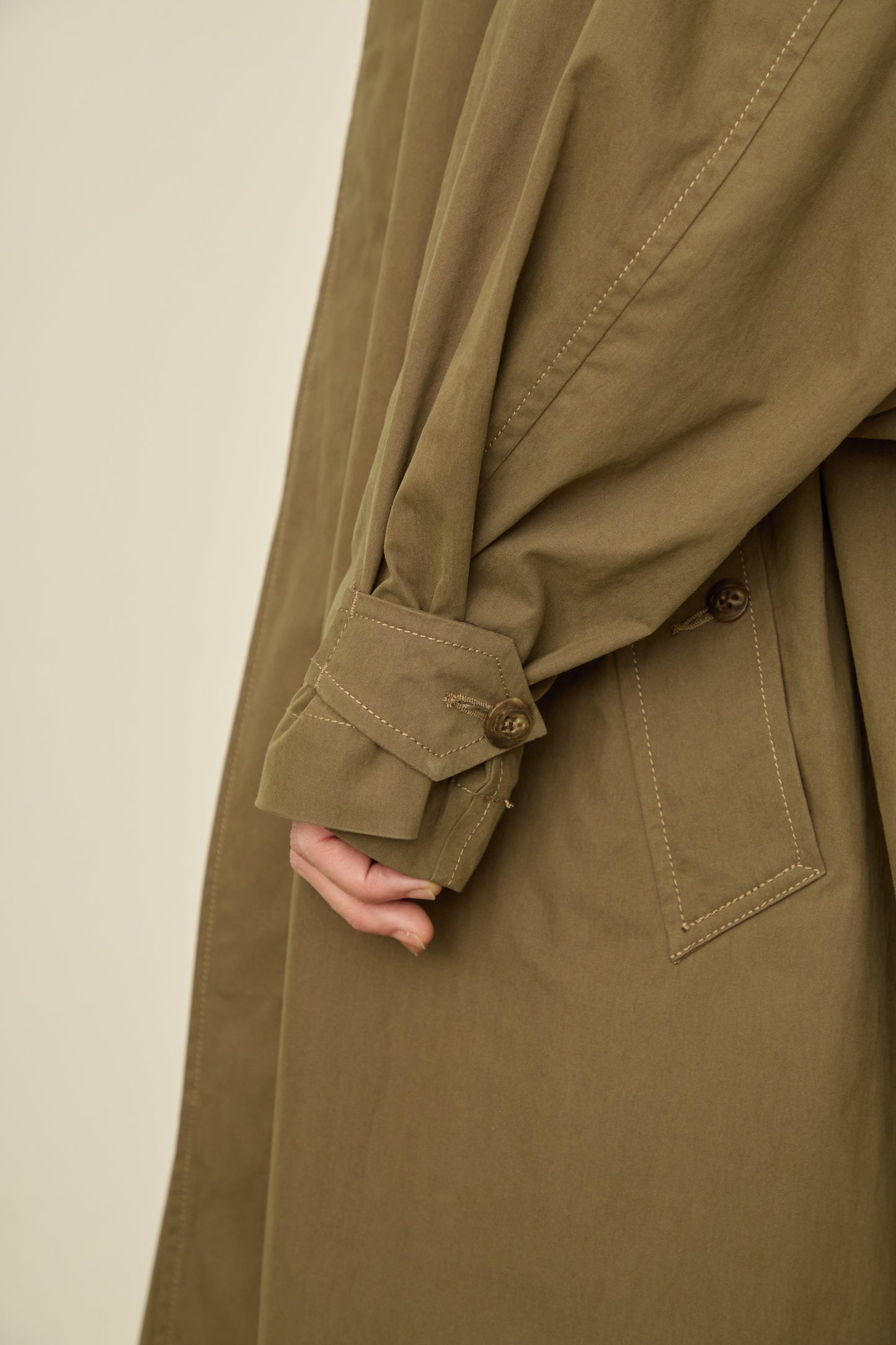 i'm here : HAOLI TRENCH COAT : / BEIGE