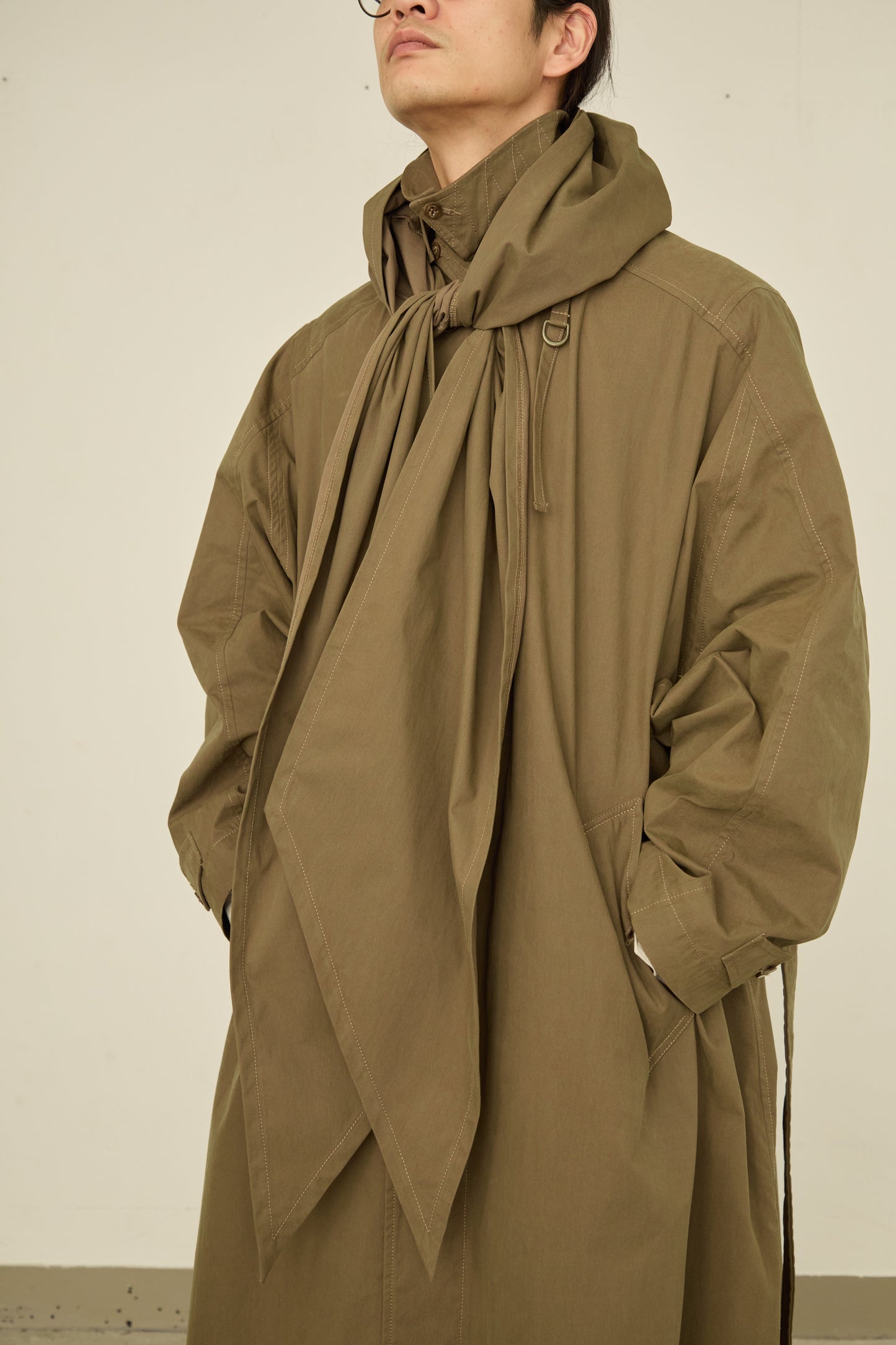 i'm here : HAOLI TRENCH COAT : / KHAKI