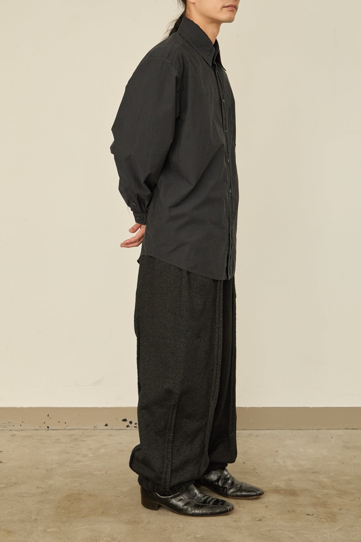 i'm here : " CUT OFF " SHIRT : / GRAY