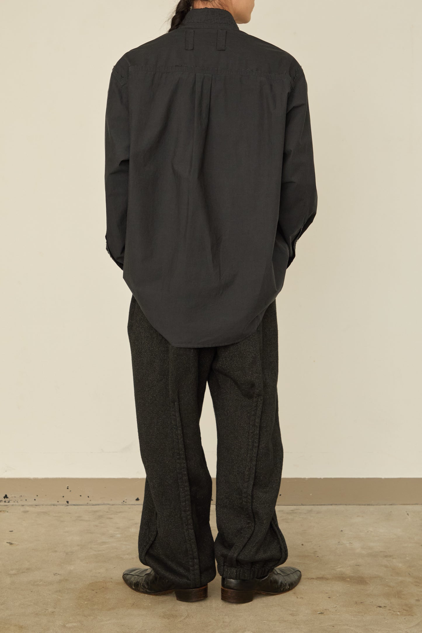 i'm here : " CUT OFF " SHIRT : / GRAY