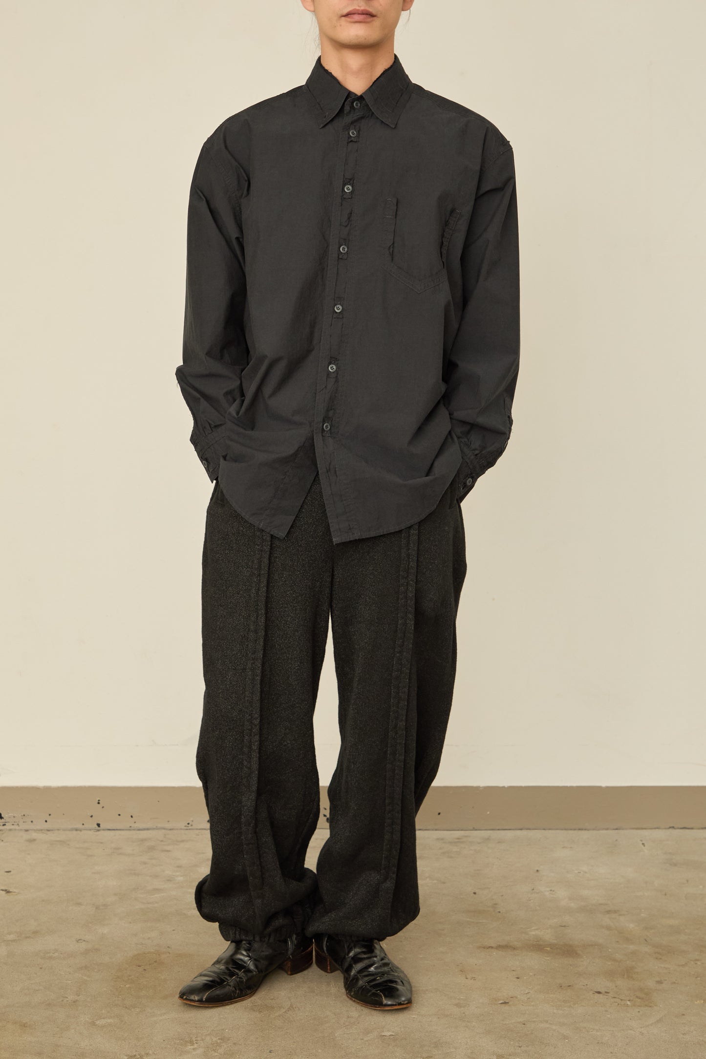 i'm here : " CUT OFF " SHIRT : / GRAY