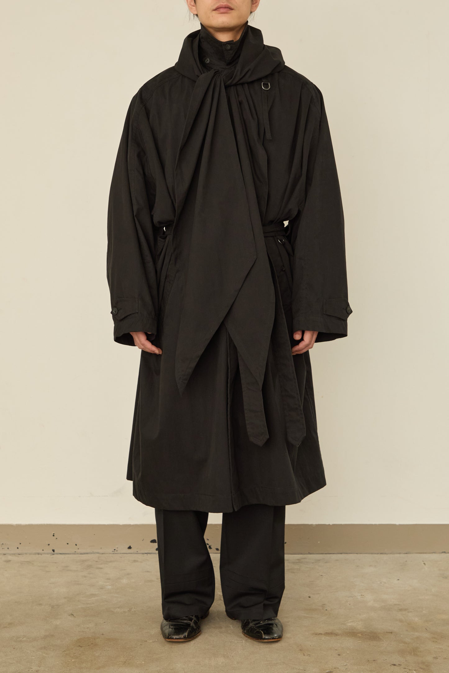 i'm here : HAOLI TRENCH COAT : / BLACK